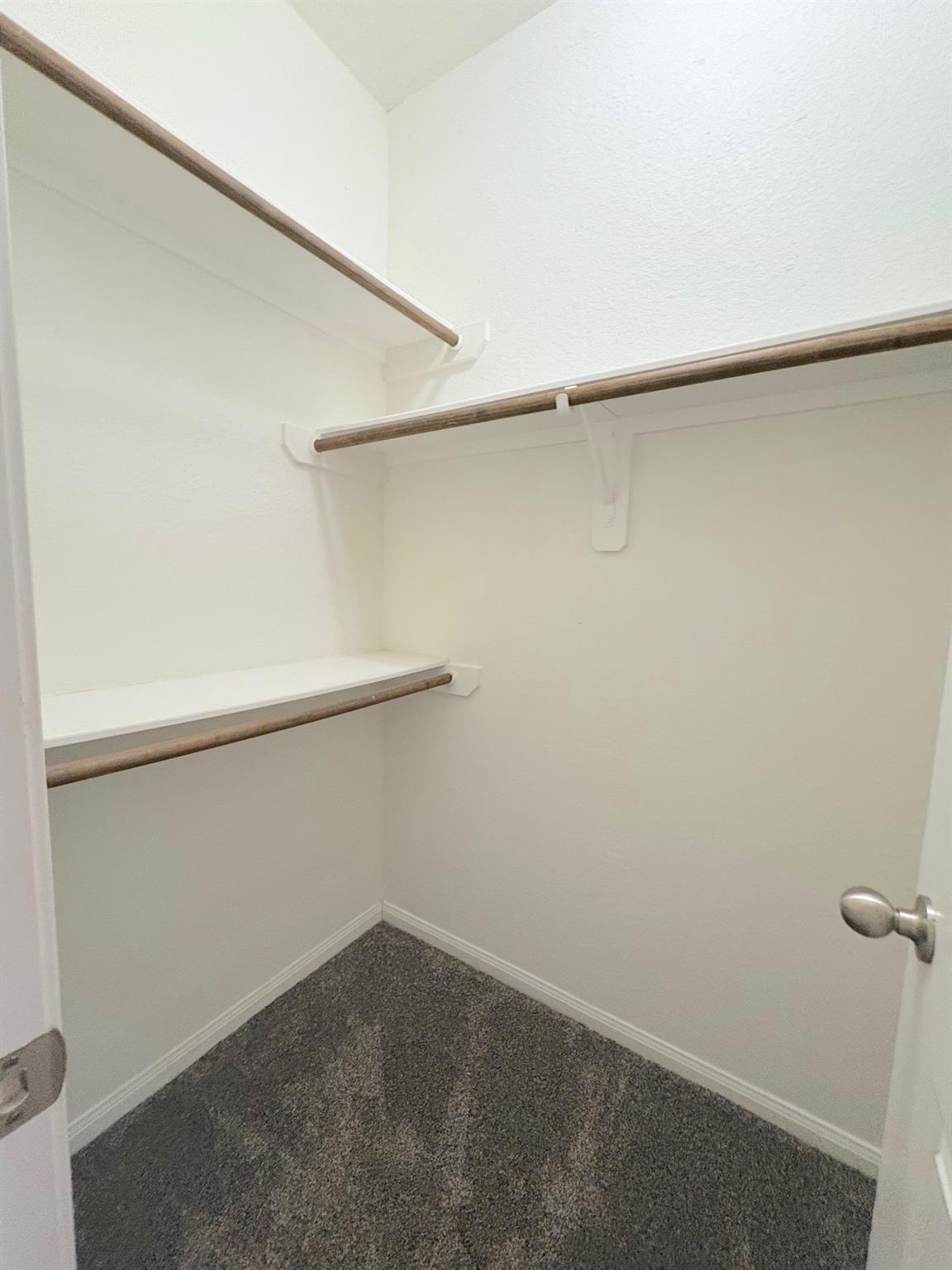 313 S 6th St St, Kenedy, TX 78119