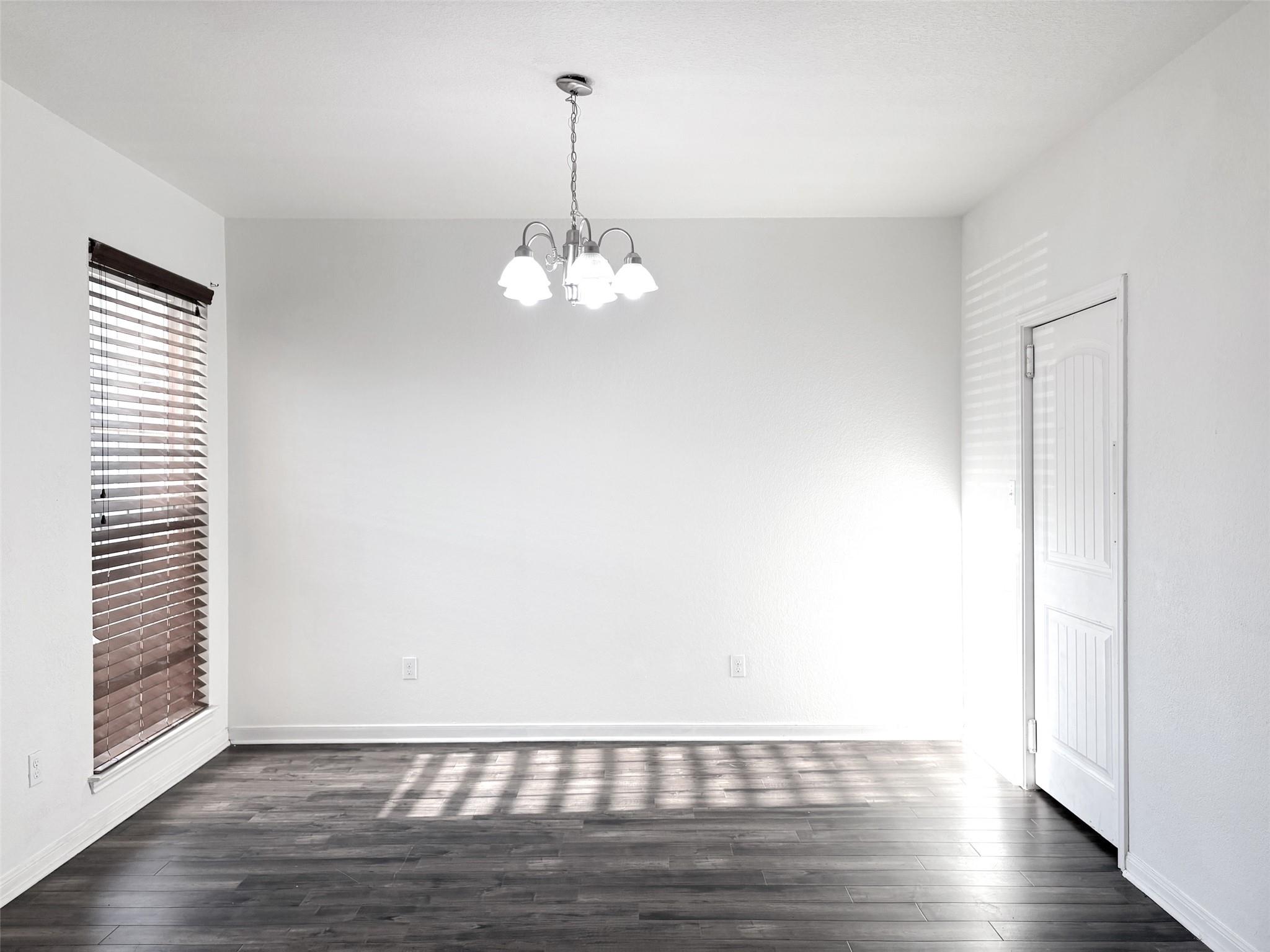 313 S 6th St St, Kenedy, TX 78119