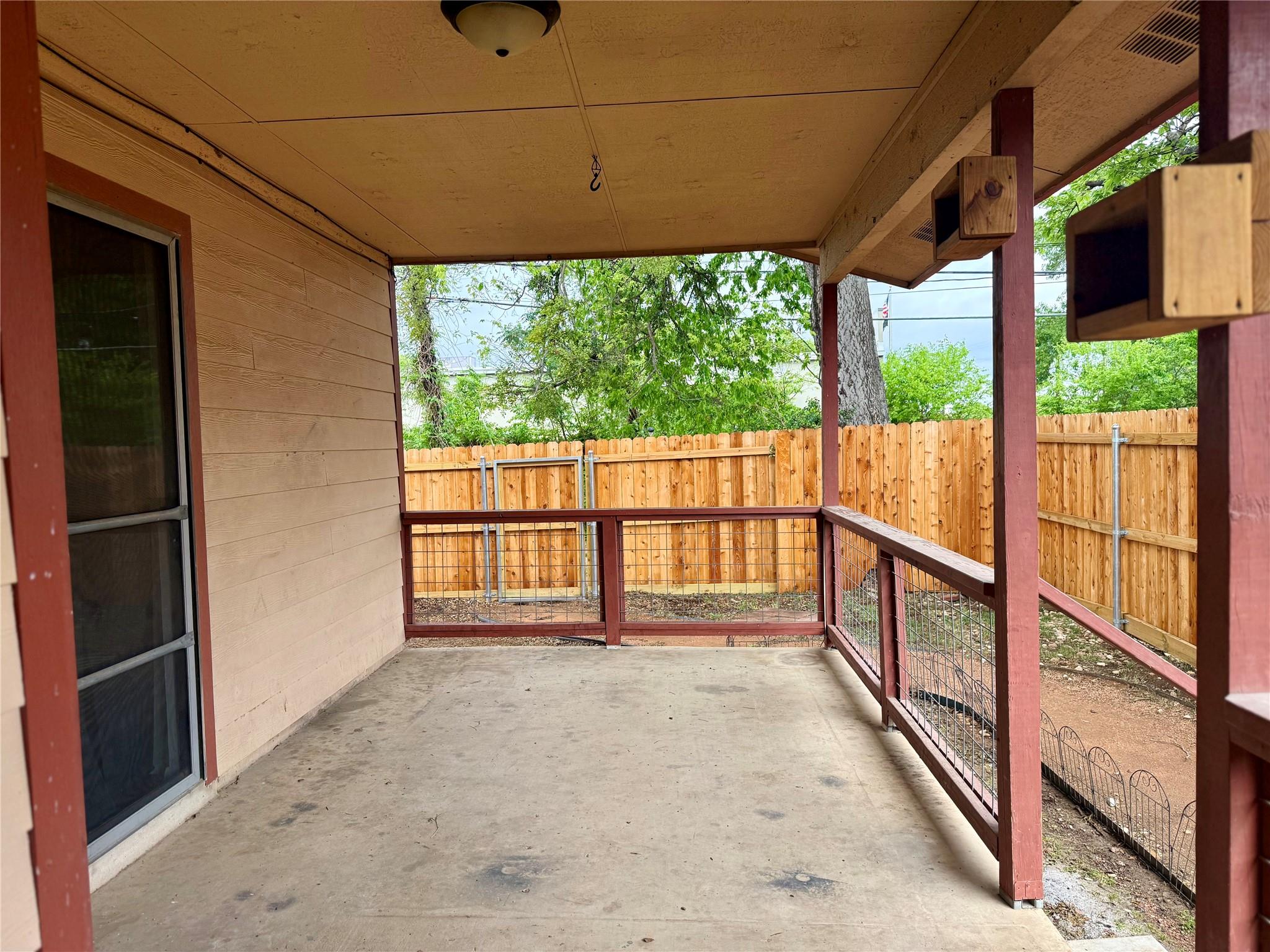 1309 Barbara Dr, San Marcos, TX 78666
