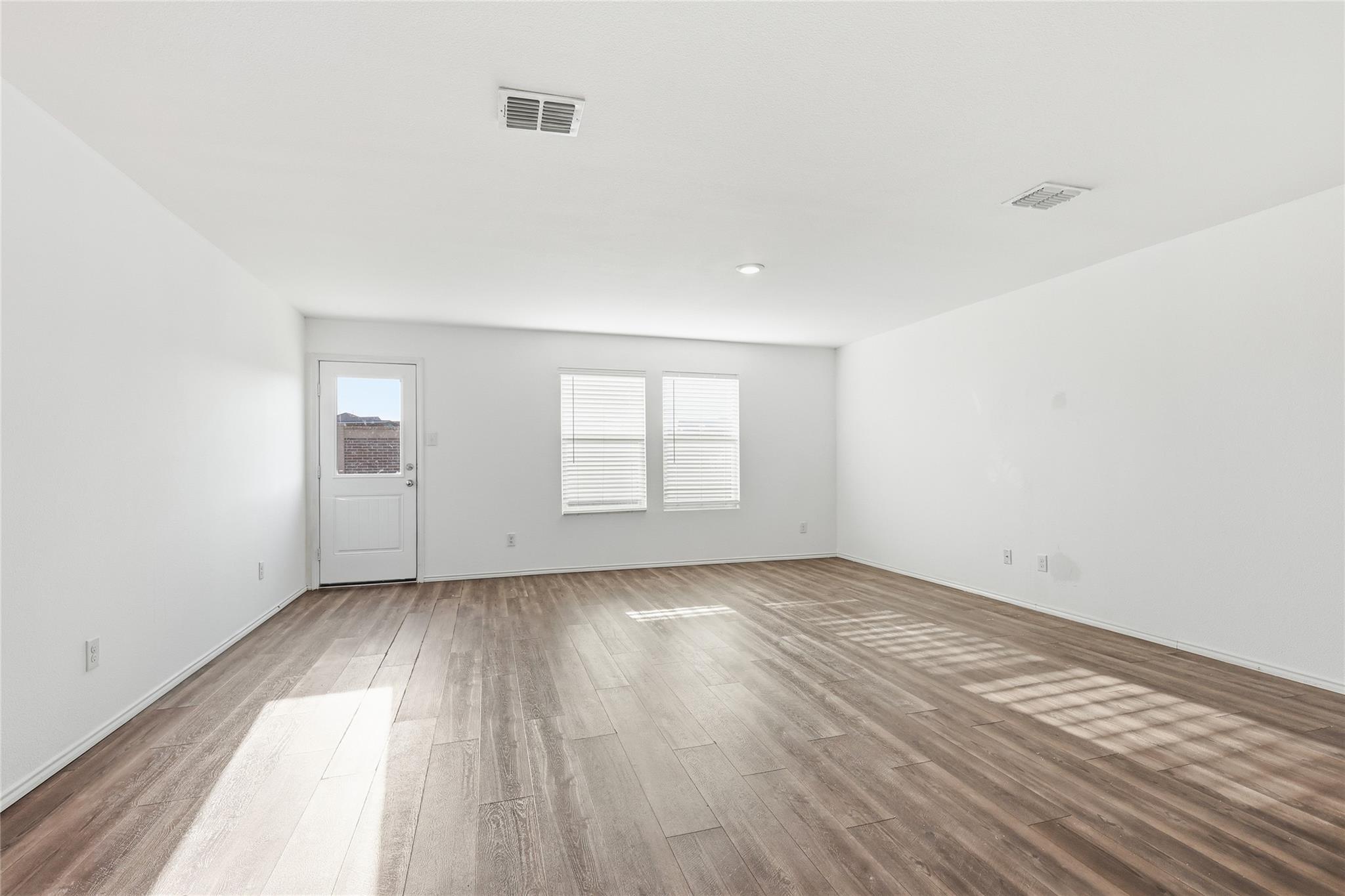 324 Buckeye Ave, Princeton, TX 75407