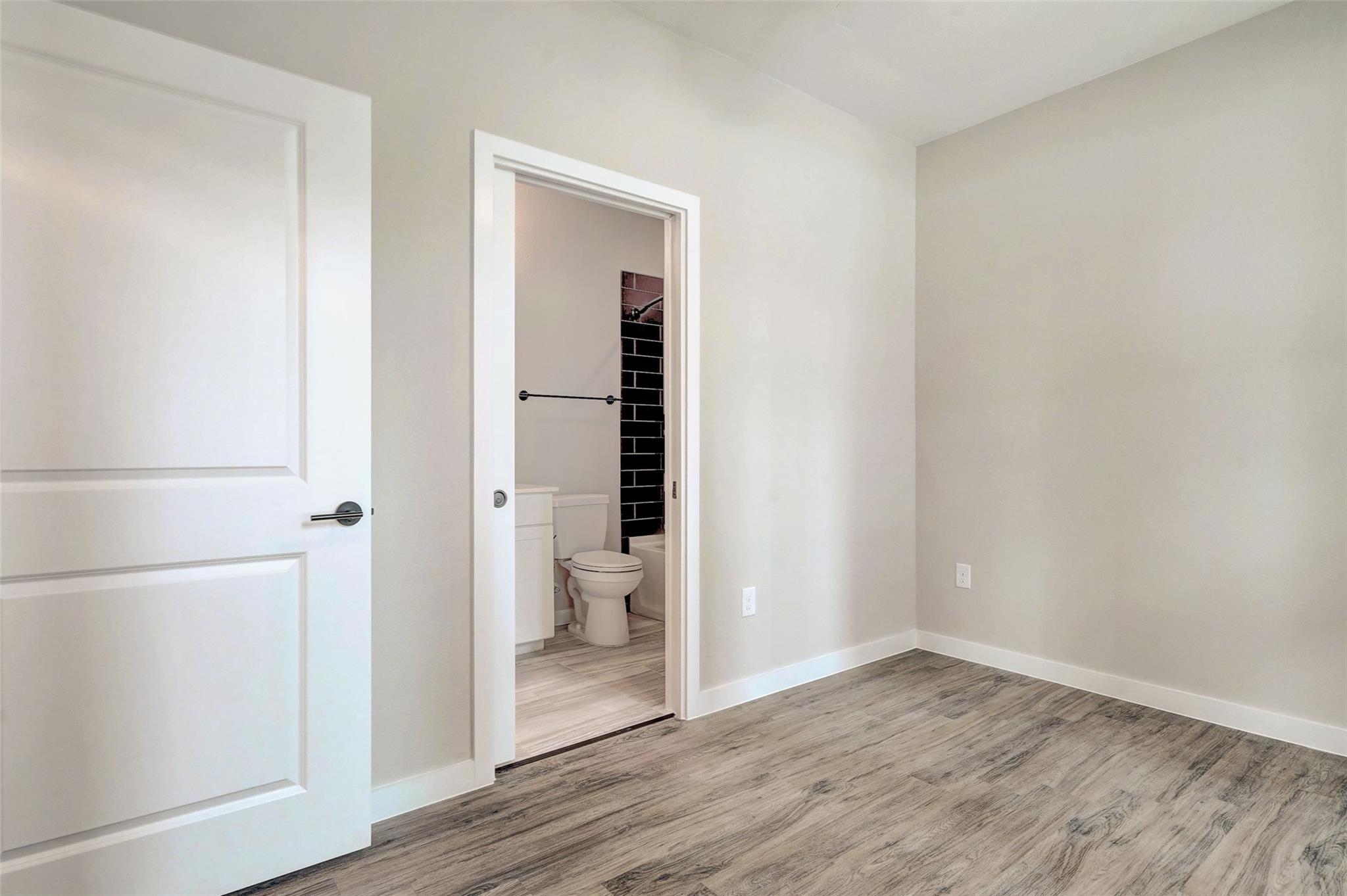 3809 Valley View Rd # 13, Austin, TX 78704