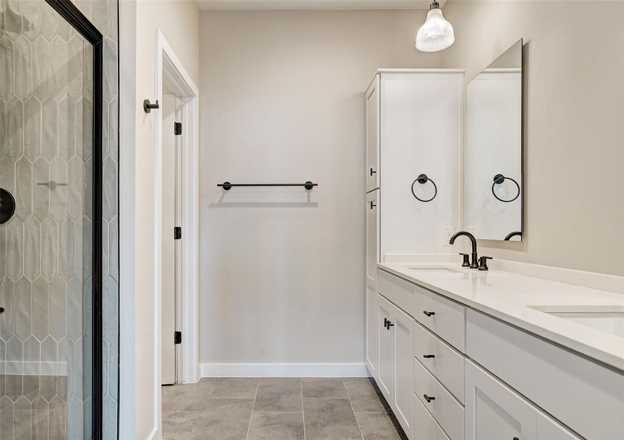 3809 Valley View Rd # 13, Austin, TX 78704