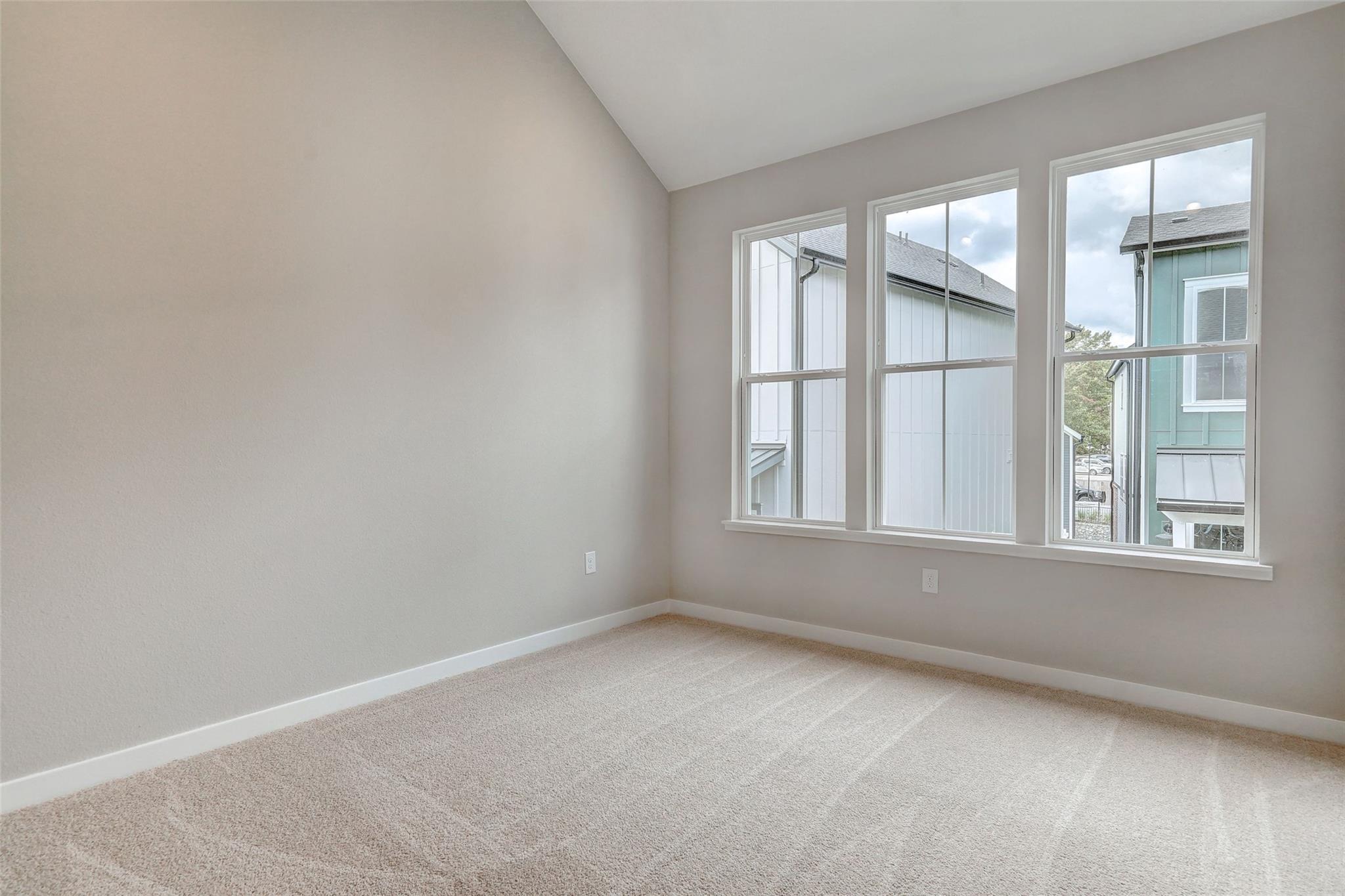 3809 Valley View Rd # 13, Austin, TX 78704