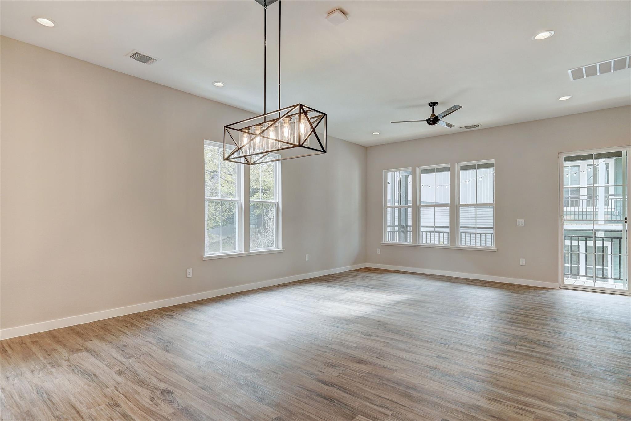 3809 Valley View Rd # 13, Austin, TX 78704