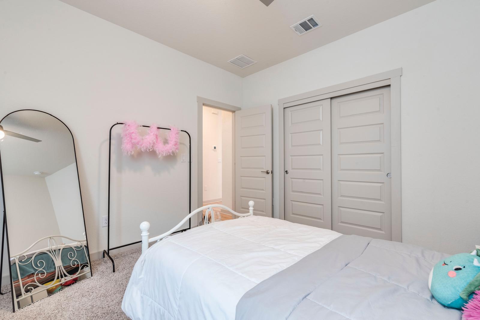 125 Cupreata Ln, Leander, TX 78641