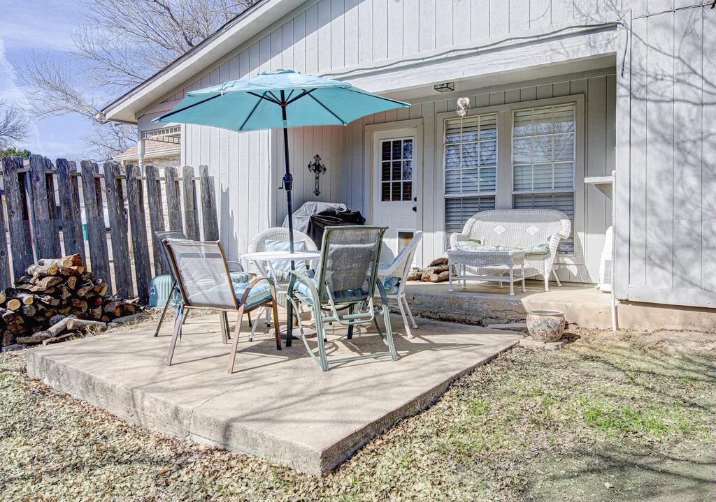 417 Fantail Loop # B, Lakeway, TX 78734