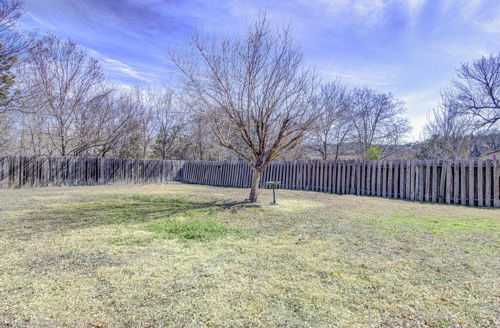 417 Fantail Loop # B, Lakeway, TX 78734