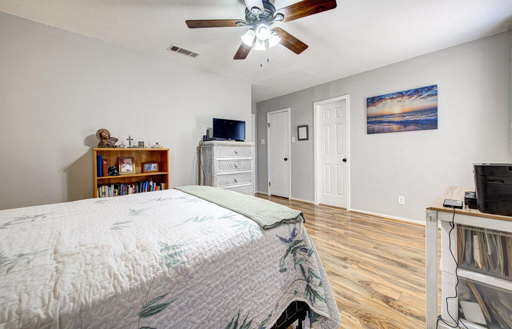 417 Fantail Loop # B, Lakeway, TX 78734