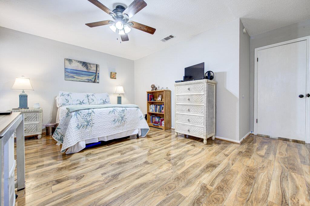 417 Fantail Loop # B, Lakeway, TX 78734