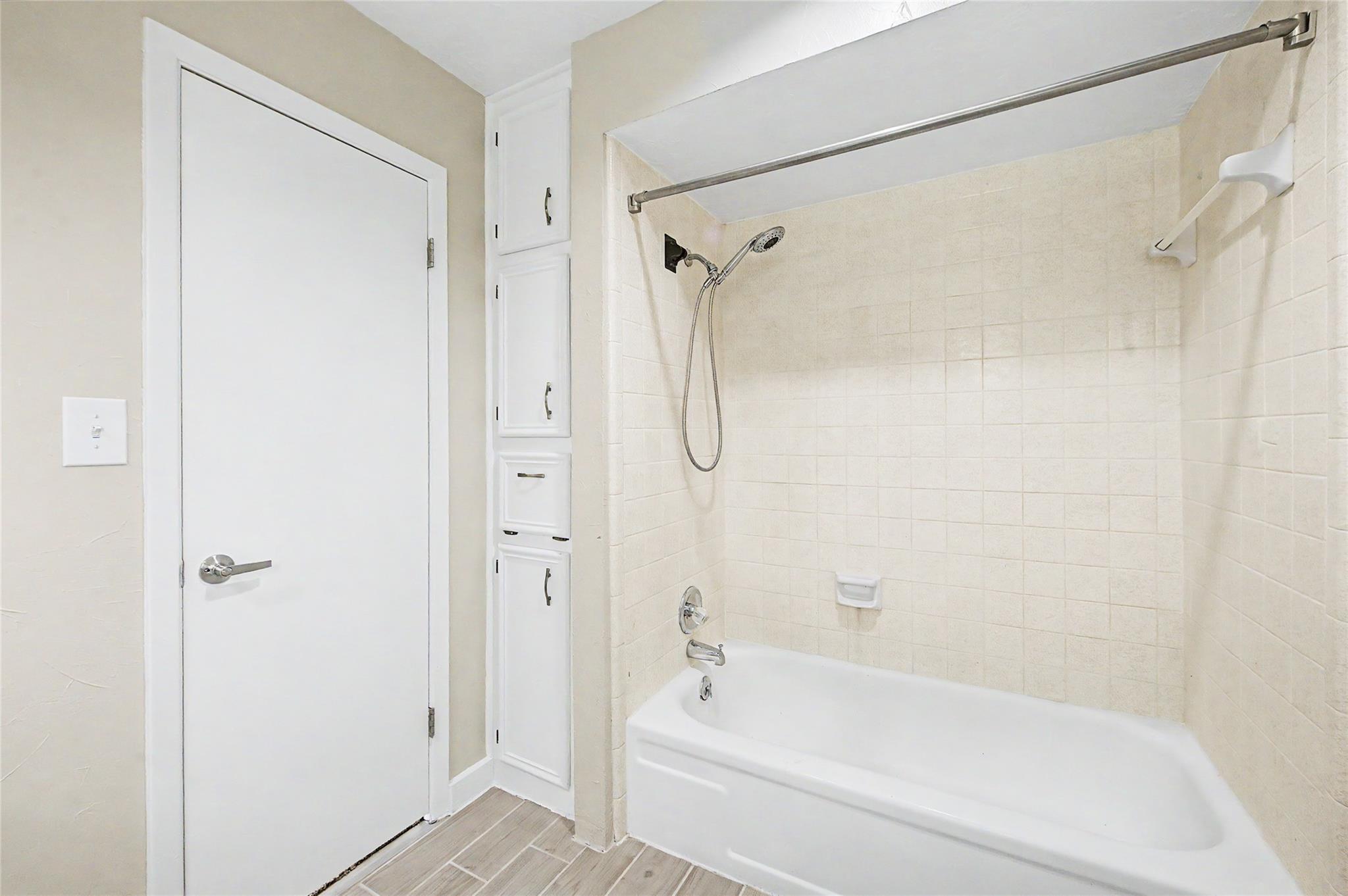 41 Cypress Fairway Vlg, Wimberley, TX 78676