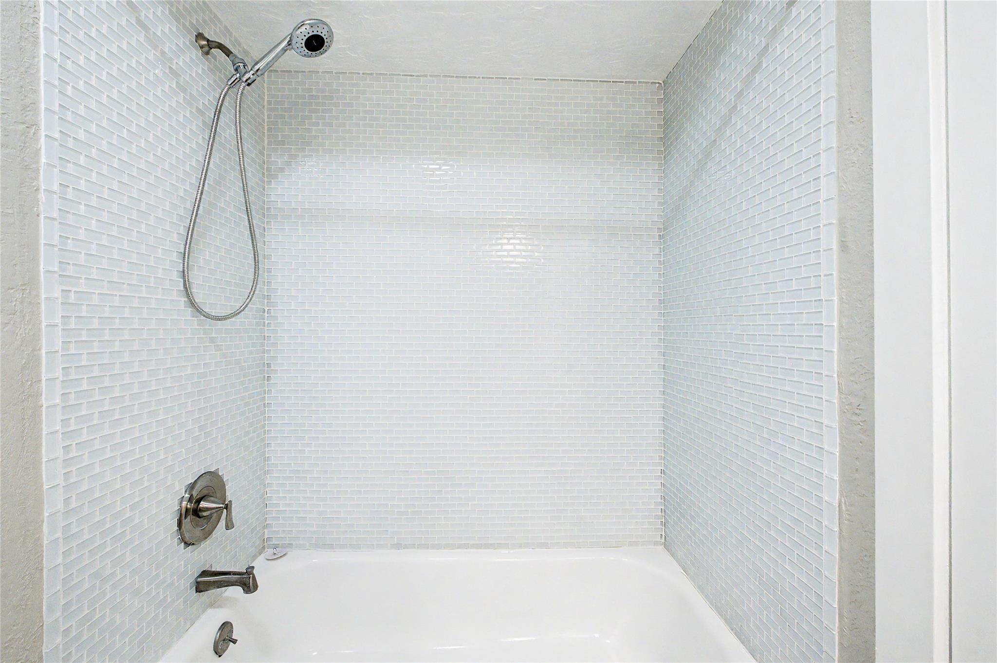 41 Cypress Fairway Vlg, Wimberley, TX 78676