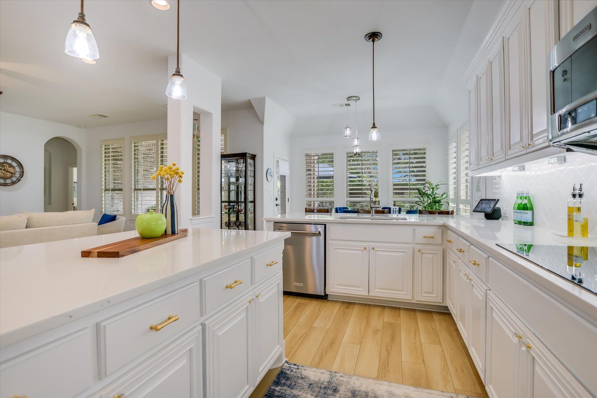 16012 Zagros Way, Austin, TX 78738