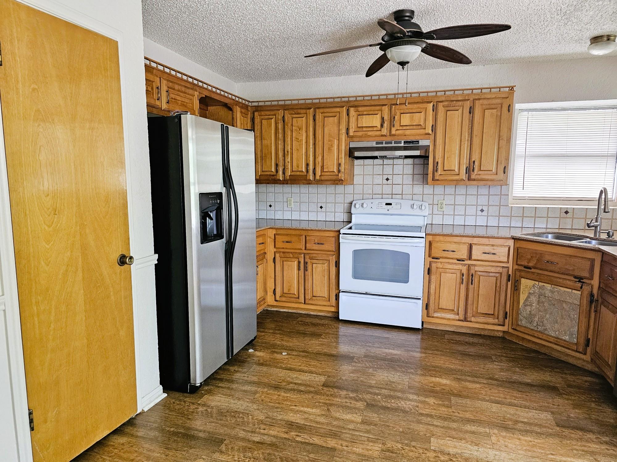 218 Atkinson Ave, Copperas Cove, TX 76522