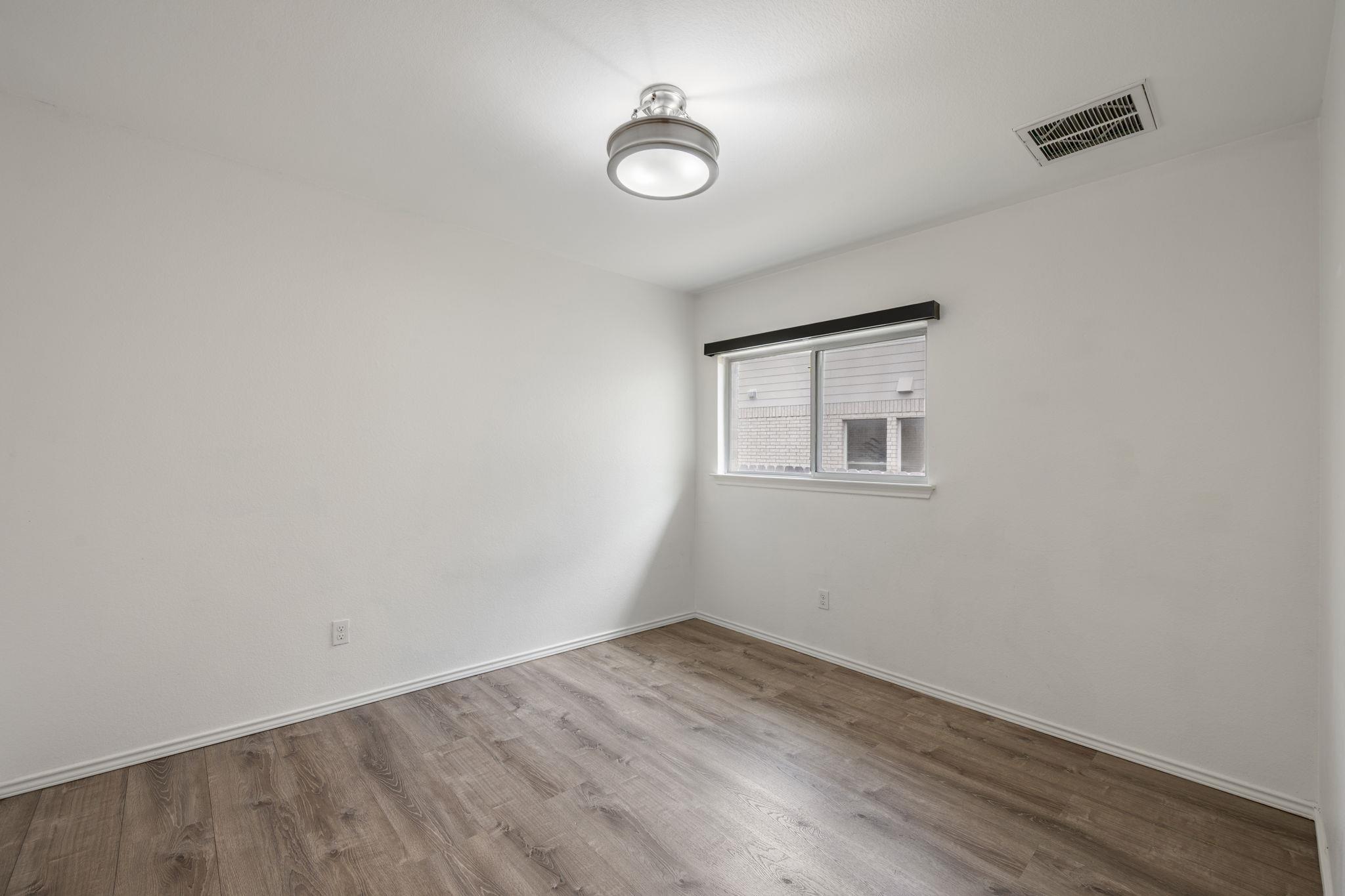 1812 McClannahan Dr, Austin, TX 78748