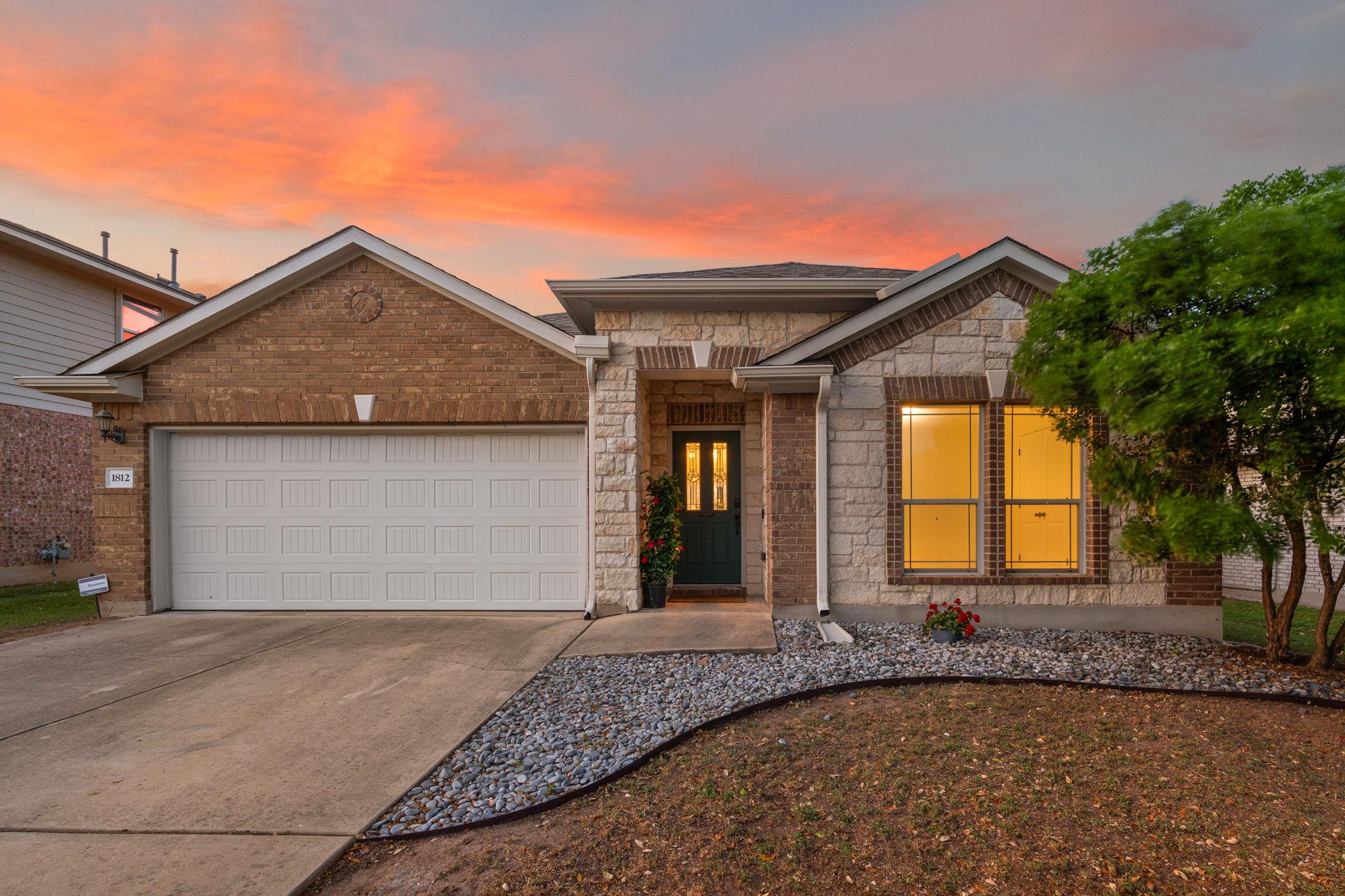 1812 McClannahan Dr, Austin, TX 78748