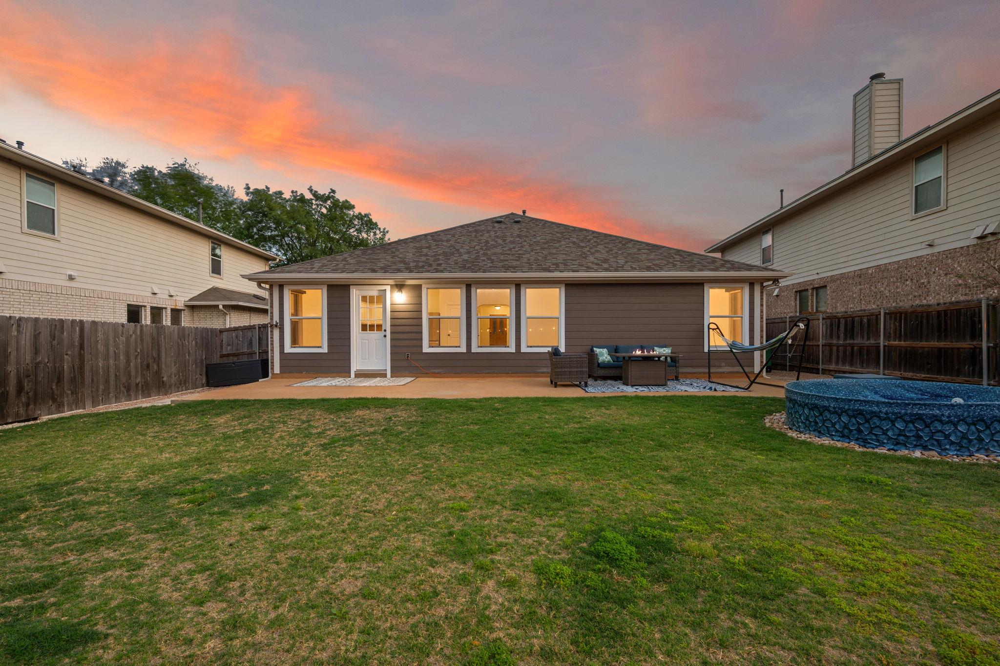 1812 McClannahan Dr, Austin, TX 78748