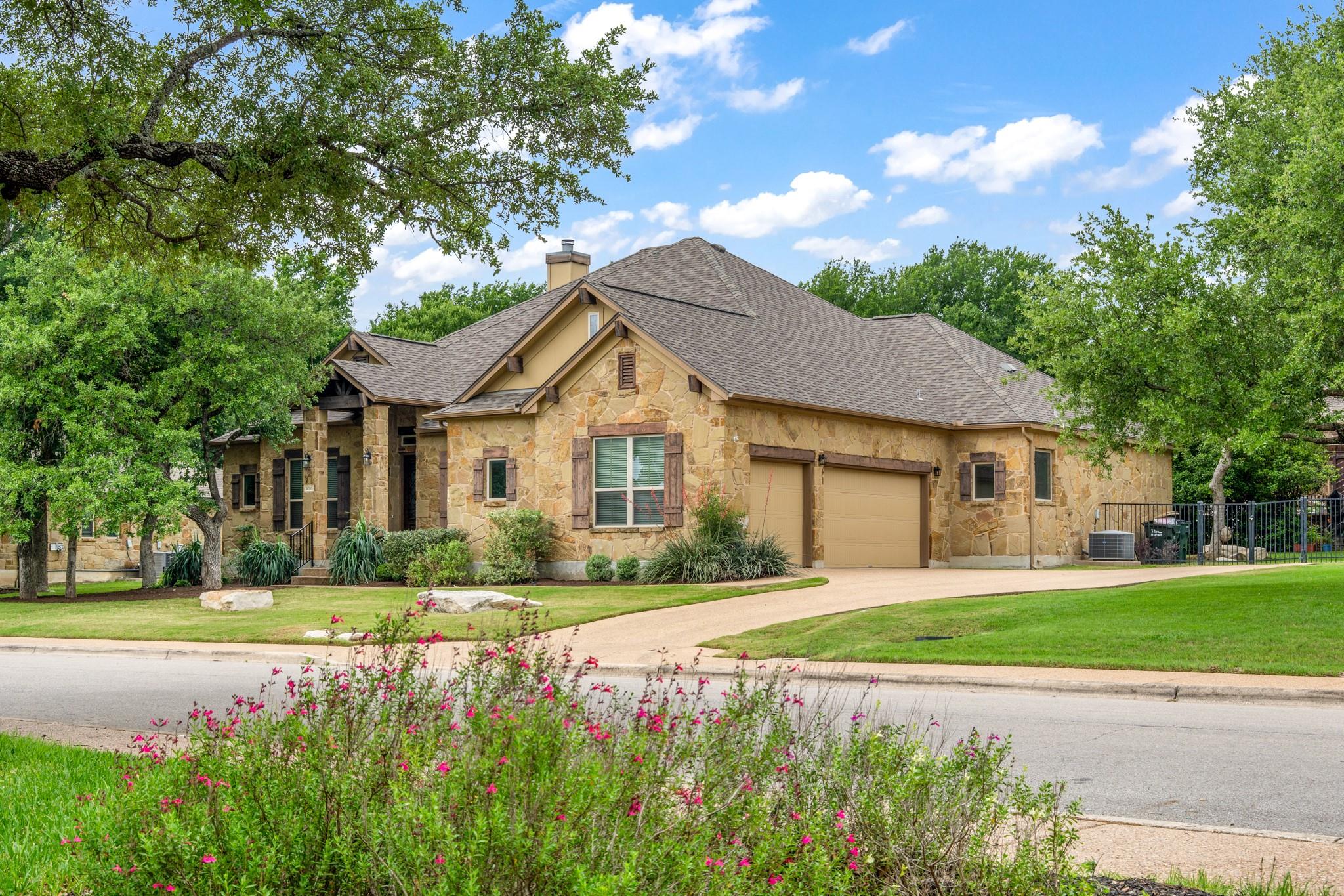 1016 Shinnecock Hills Dr, Georgetown, TX 78628