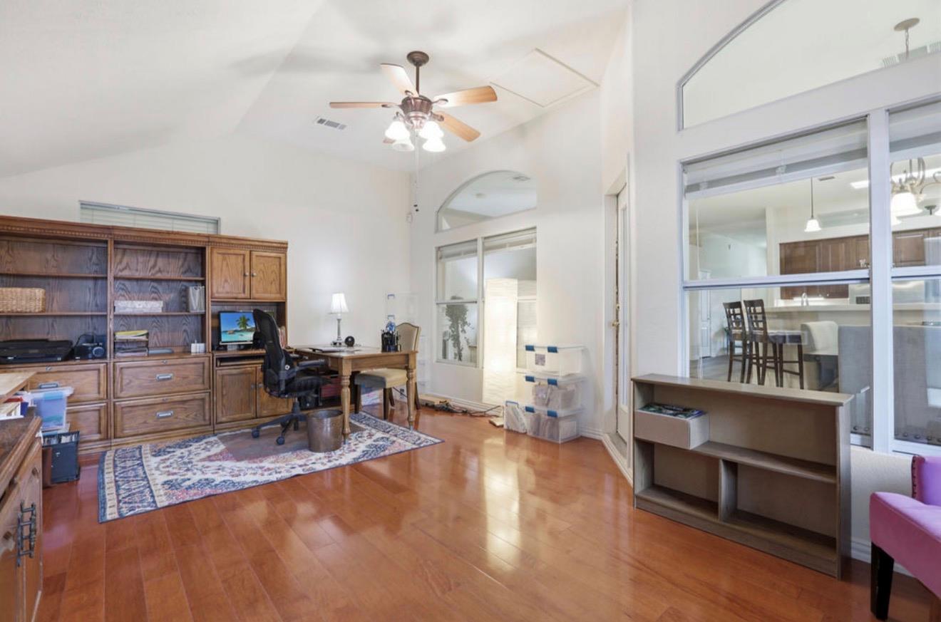 3725 Cheyenne St, Round Rock, TX 78665