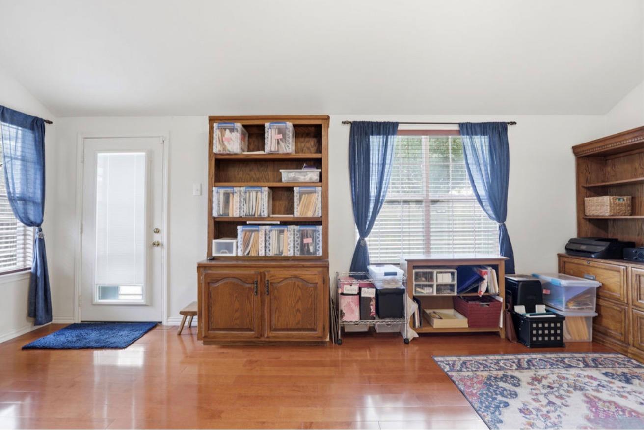 3725 Cheyenne St, Round Rock, TX 78665