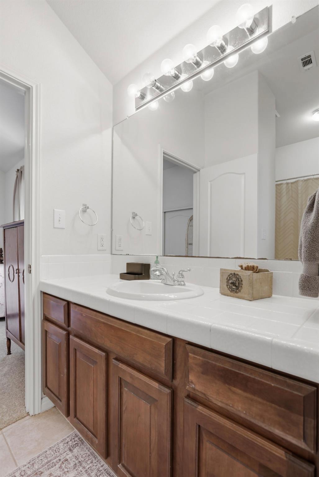 3725 Cheyenne St, Round Rock, TX 78665