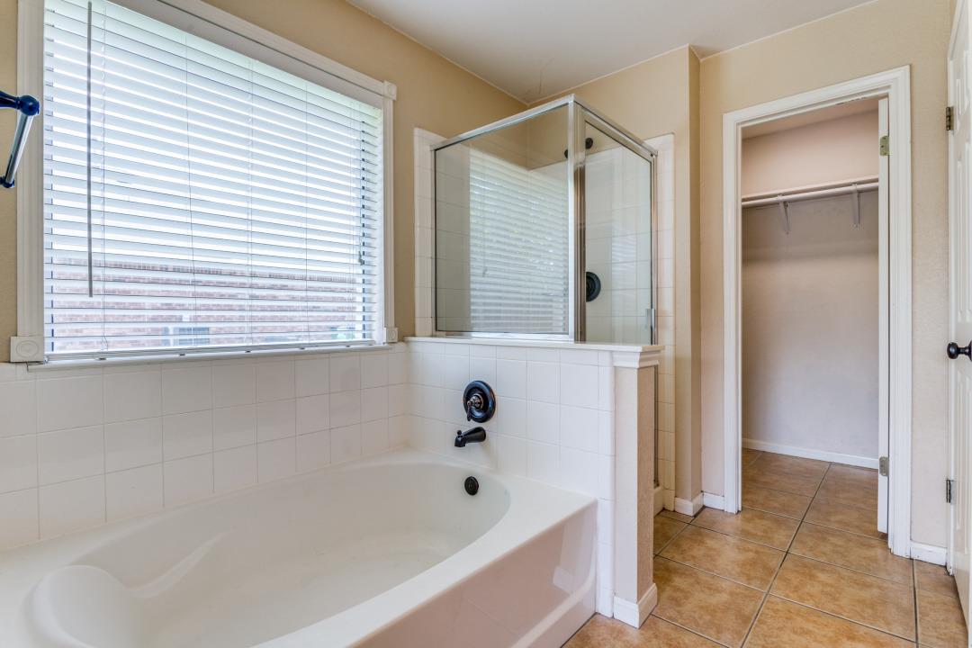 648 Columbine Ave, Cedar Park, TX 78613