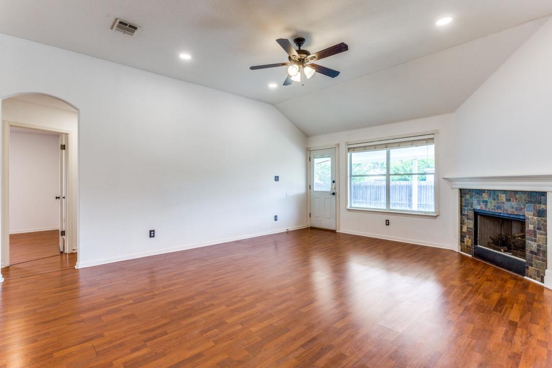 648 Columbine Ave, Cedar Park, TX 78613