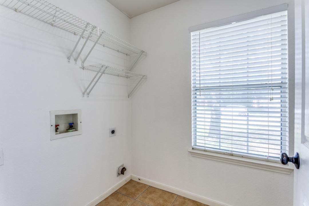 648 Columbine Ave, Cedar Park, TX 78613