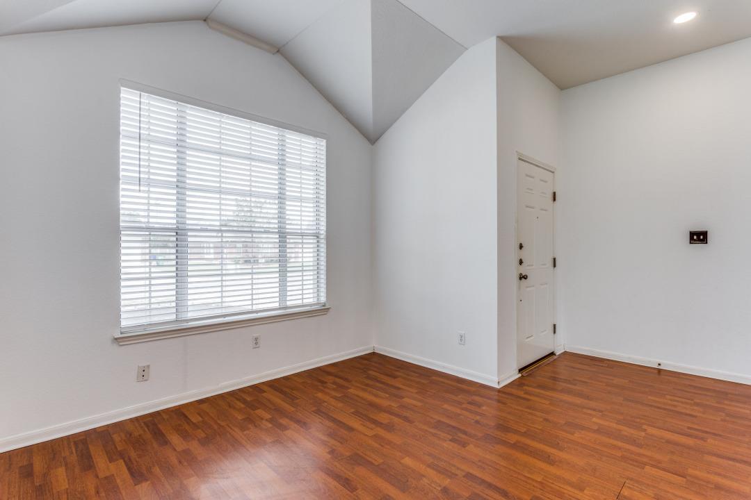 648 Columbine Ave, Cedar Park, TX 78613