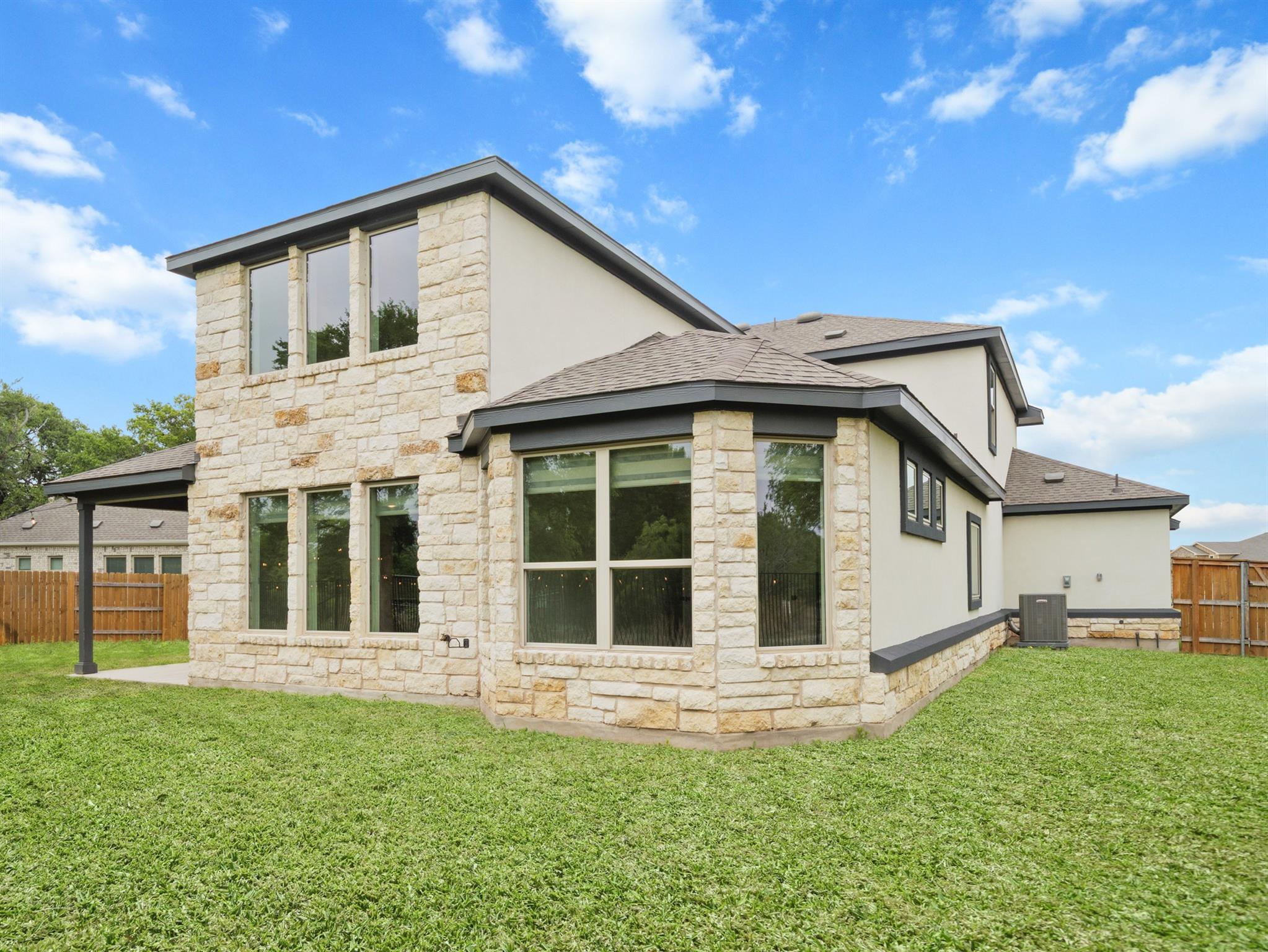 113 Edgemoor Cv, Georgetown, TX 78628