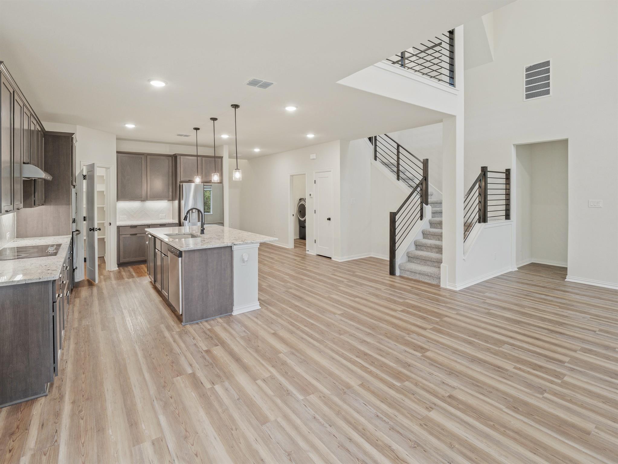 113 Edgemoor Cv, Georgetown, TX 78628