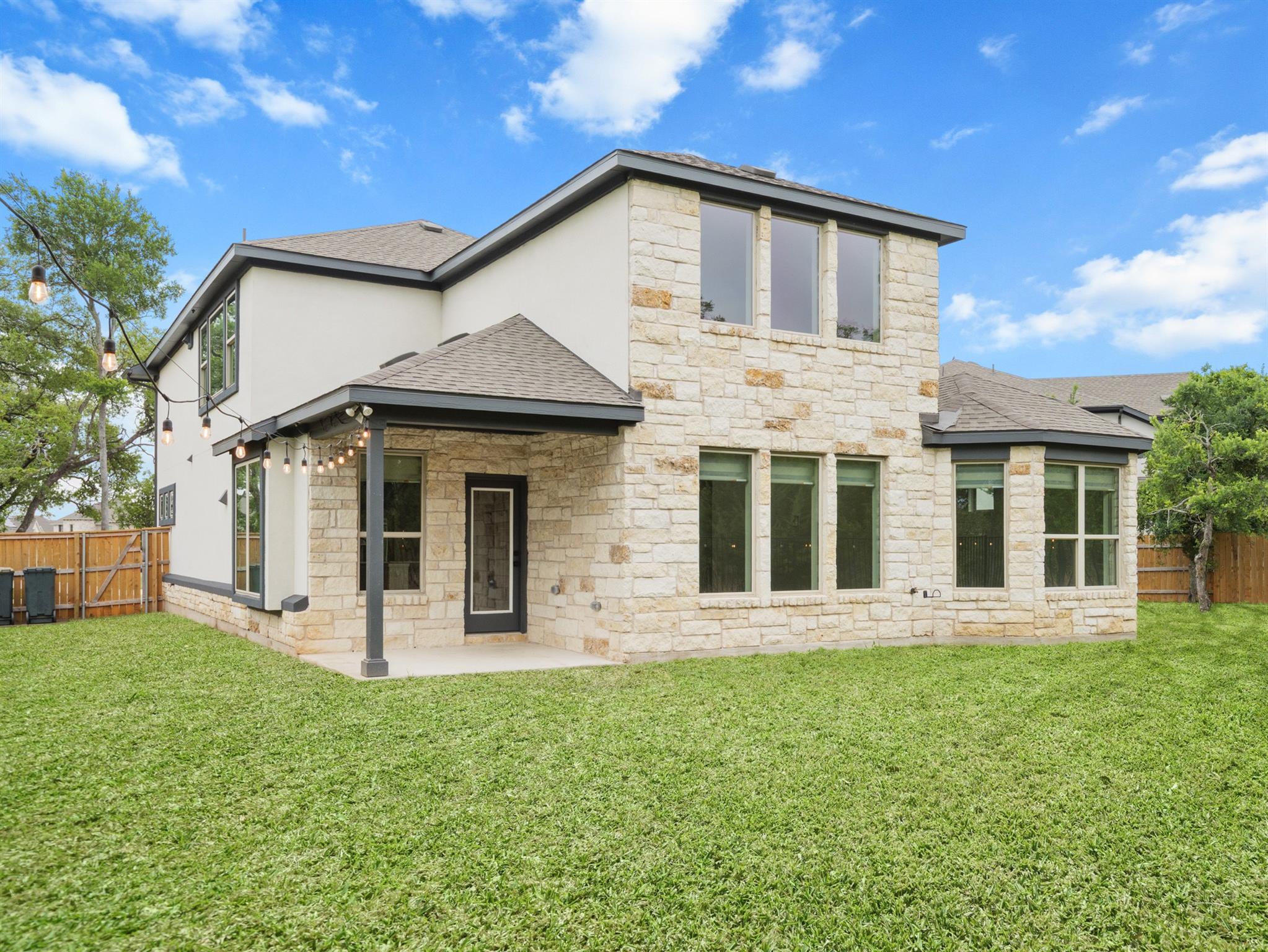 113 Edgemoor Cv, Georgetown, TX 78628