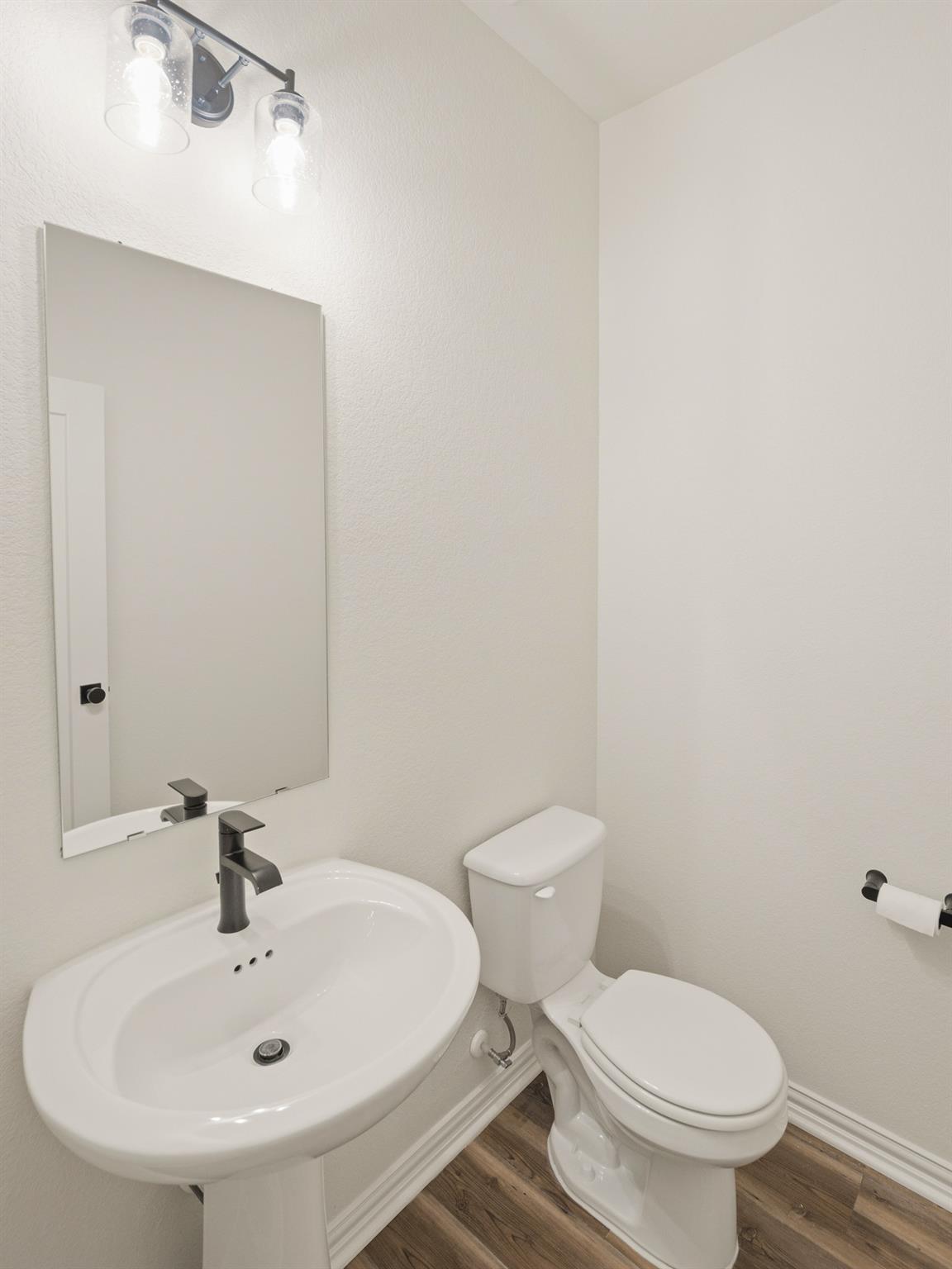 113 Edgemoor Cv, Georgetown, TX 78628