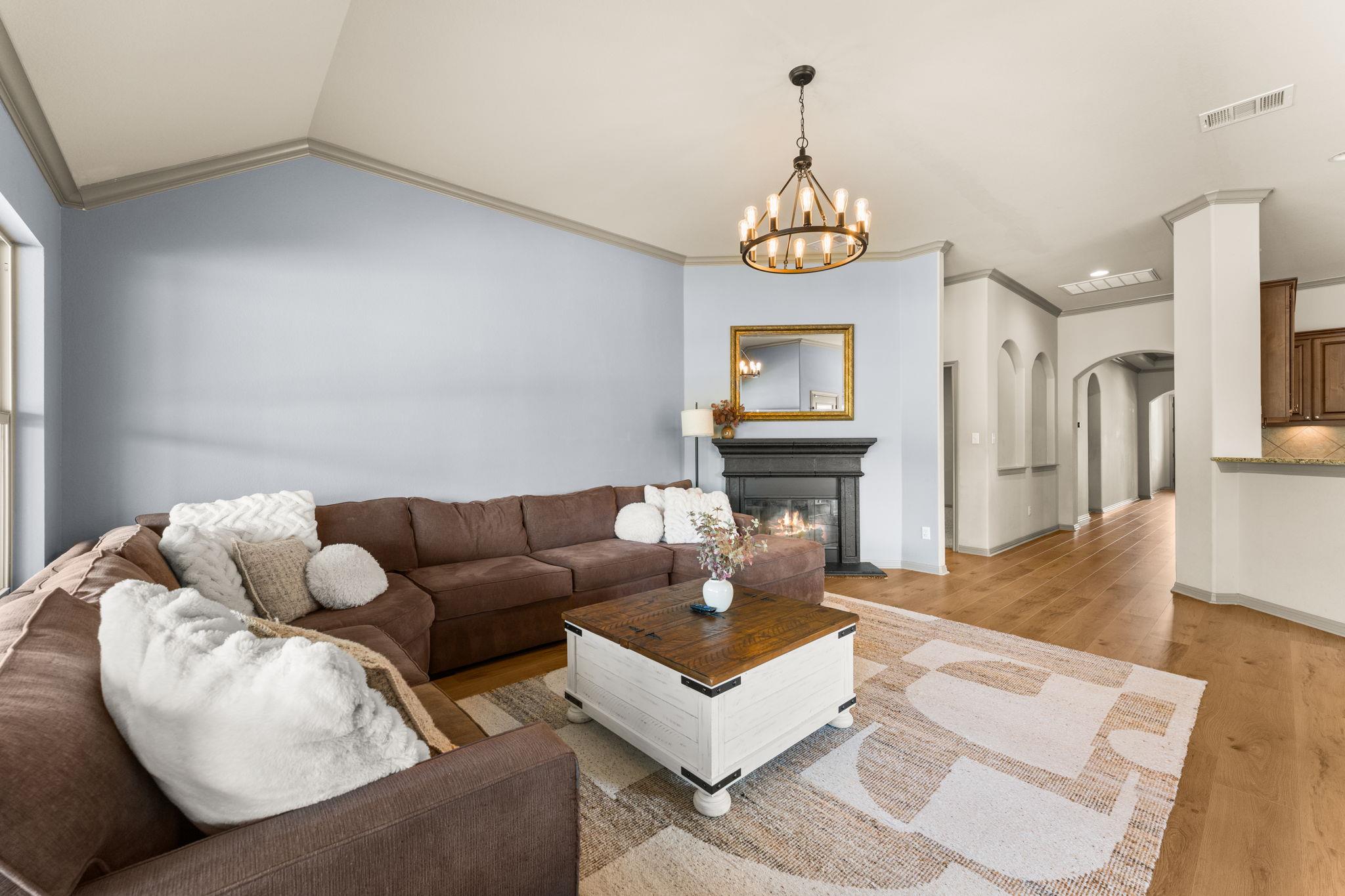 13670 Mesa Verde Dr, Austin, TX 78737