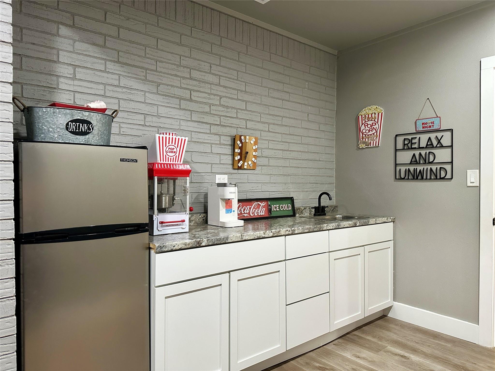 890 Highway 21 E, Bastrop, TX 78602