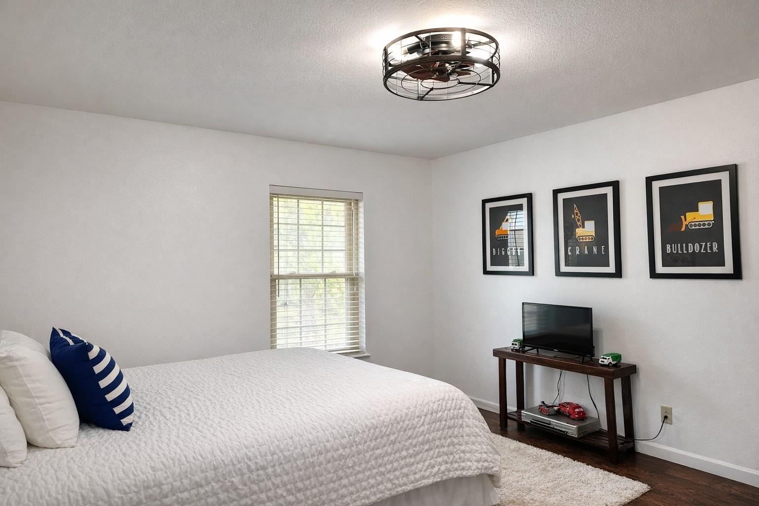 890 Highway 21 E, Bastrop, TX 78602