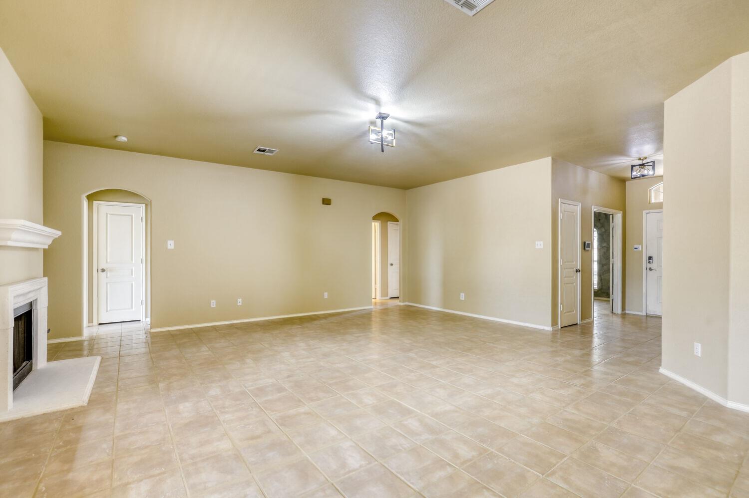 100 Antietam Trl, Elgin, TX 78621