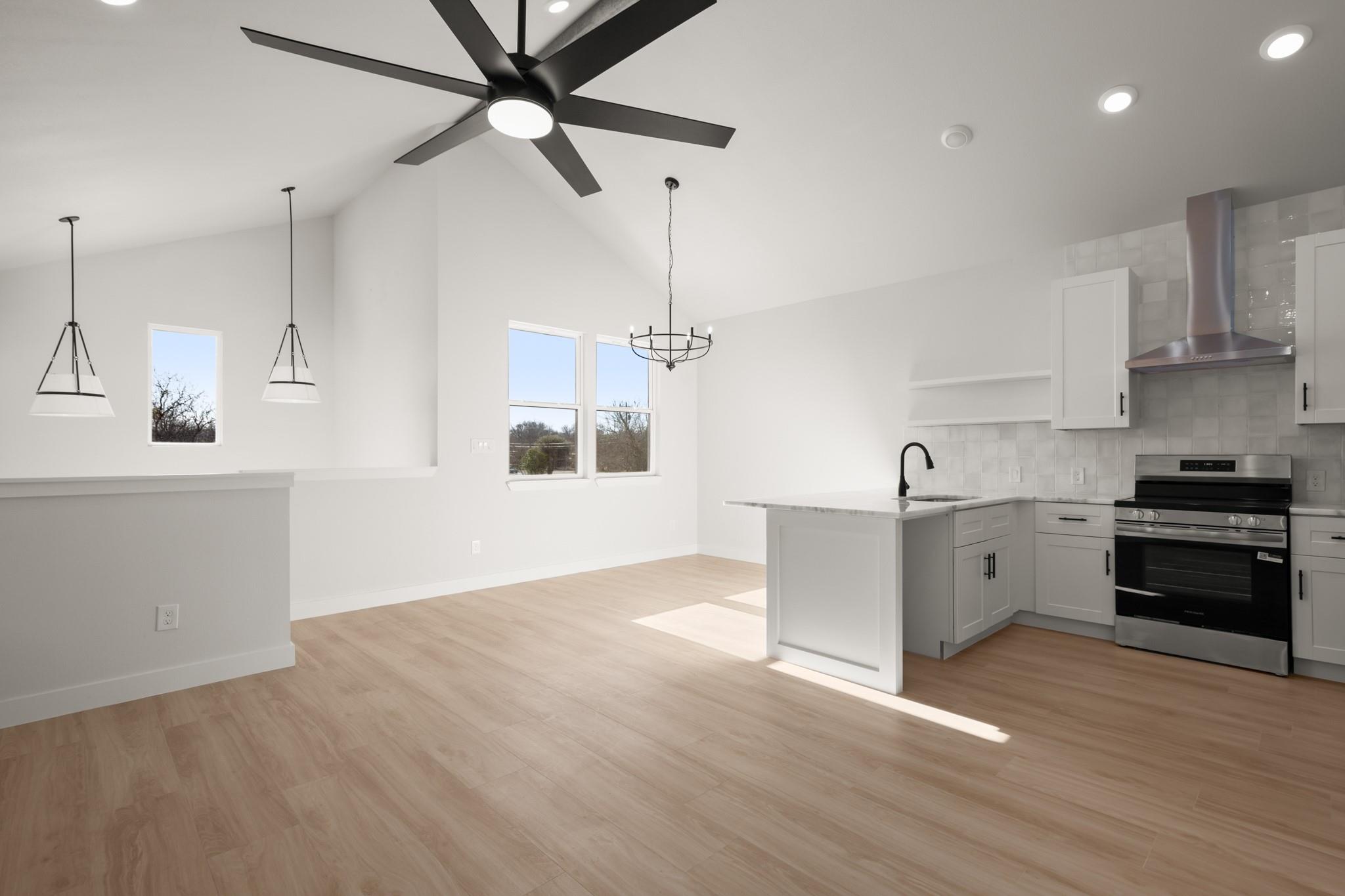 306 S Avenue P # B, Marble Falls, TX 78654