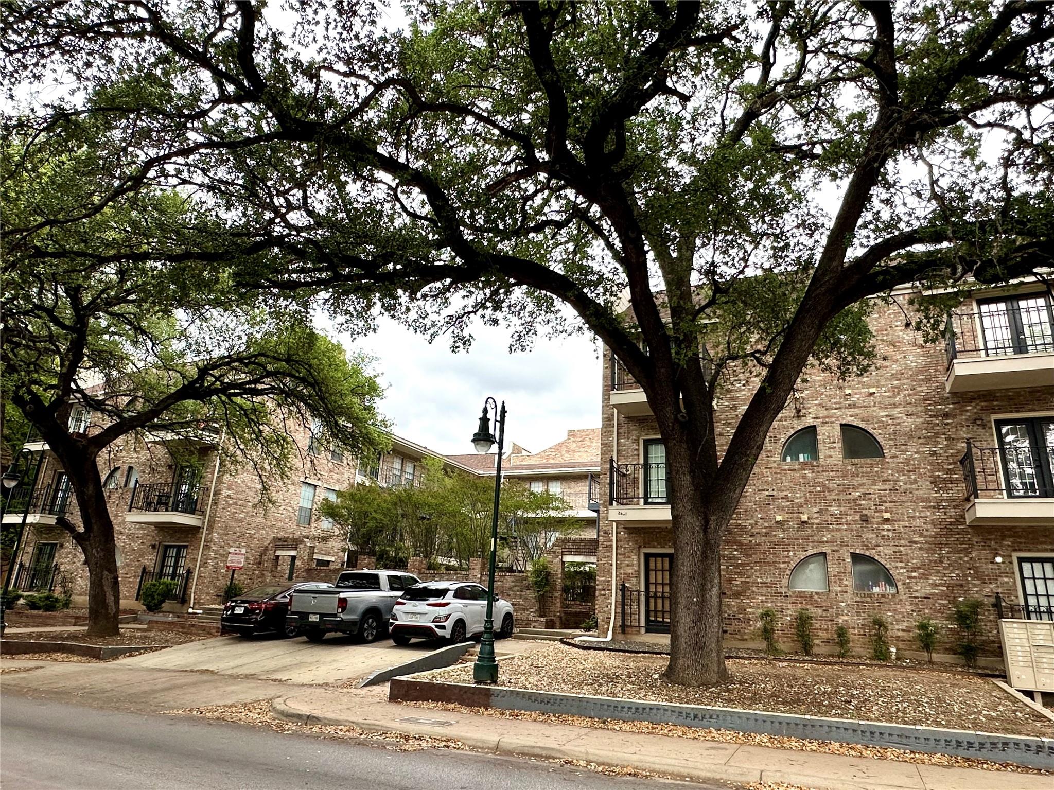 2801 Rio Grande St # 203, Austin, TX 78705