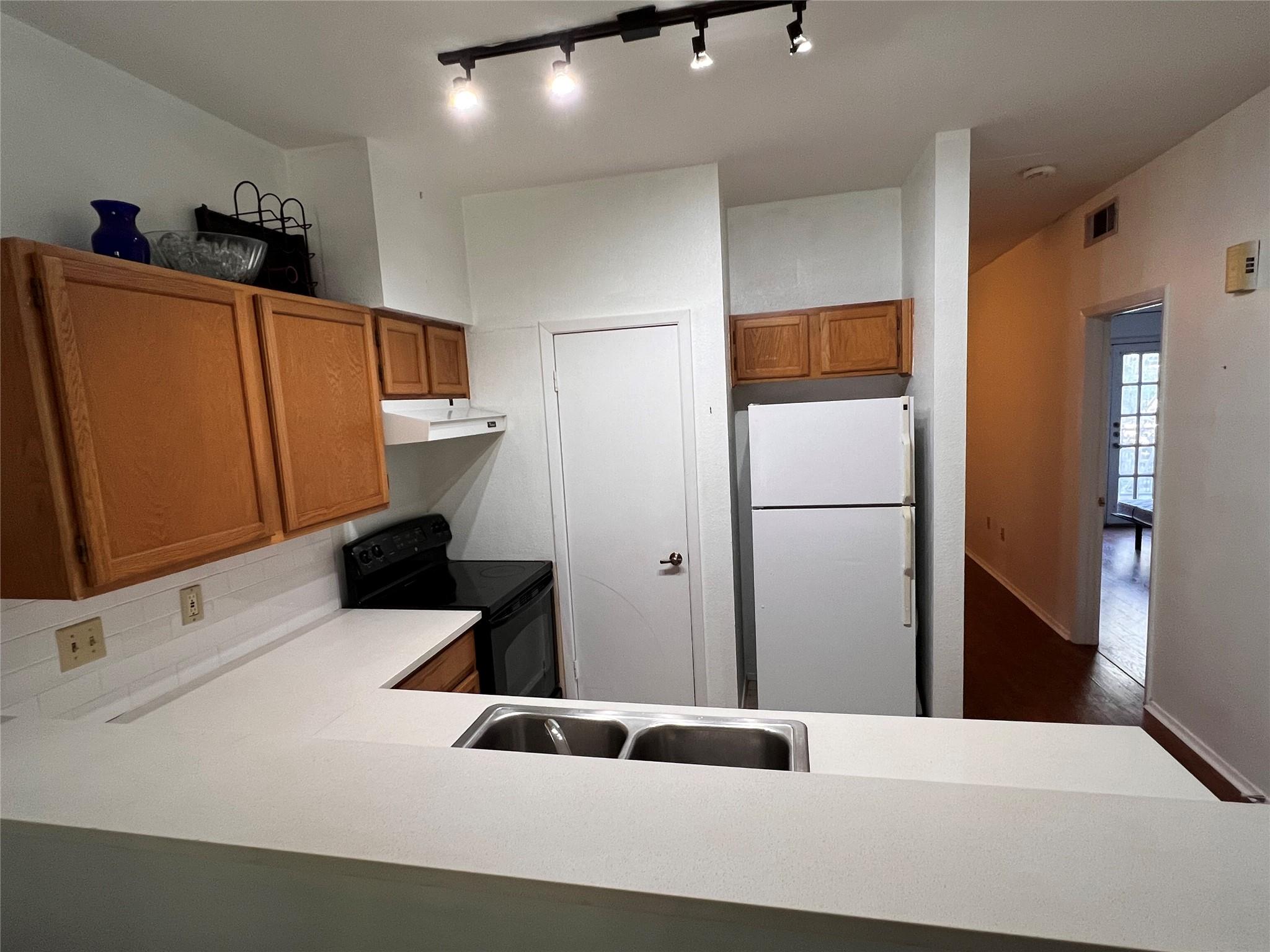 2801 Rio Grande St # 203, Austin, TX 78705