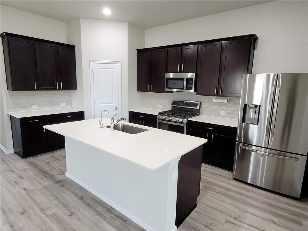 300 Bright Star Ln, Georgetown, TX 78628