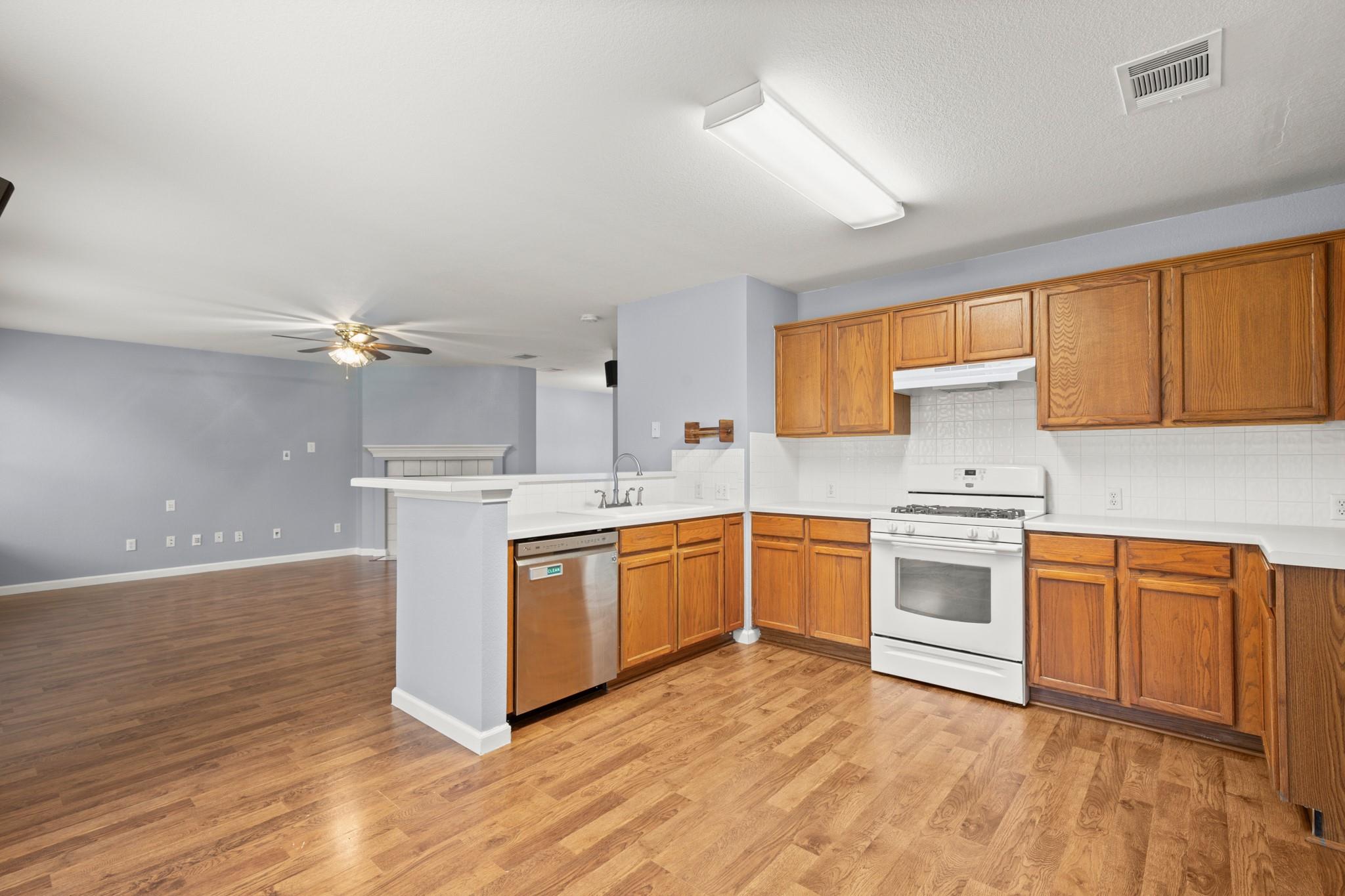 2001 Erika Cv, Round Rock, TX 78664