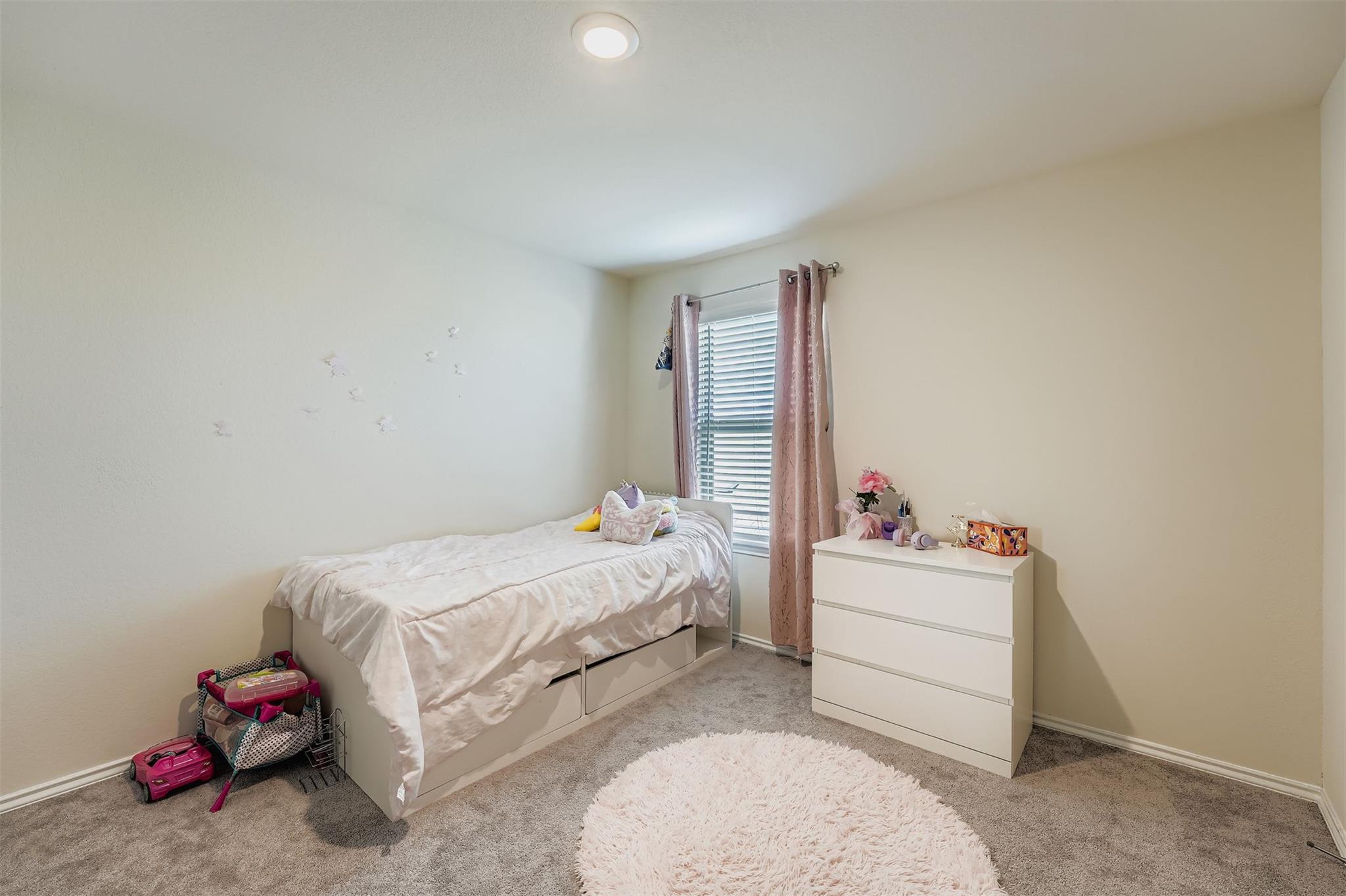 144 Gunther Way, Taylor, TX 76574