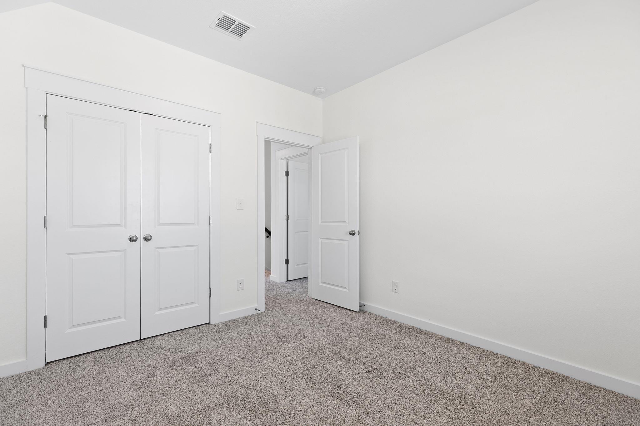 120 Hartson Dr, Taylor, TX 76574