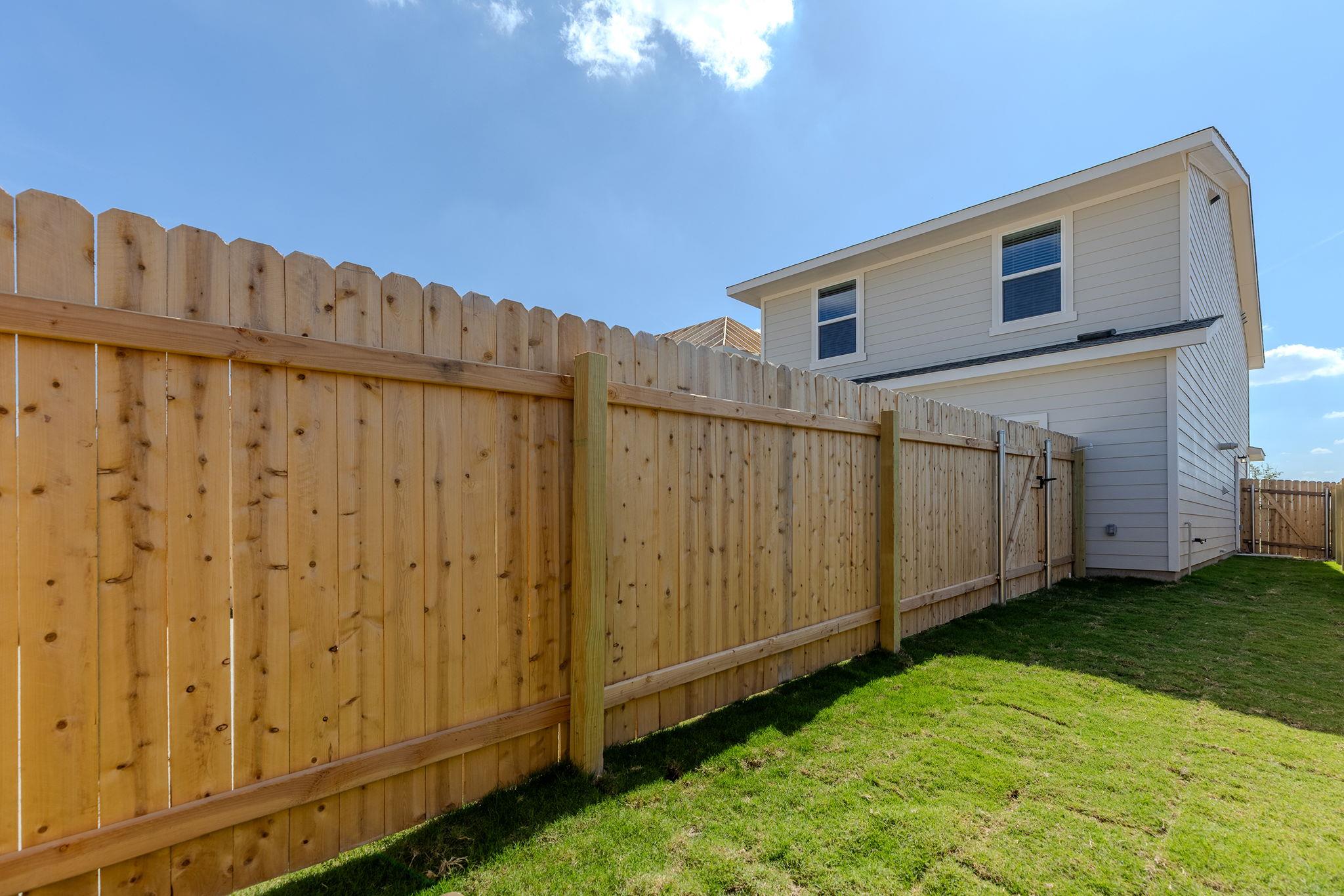 120 Hartson Dr, Taylor, TX 76574