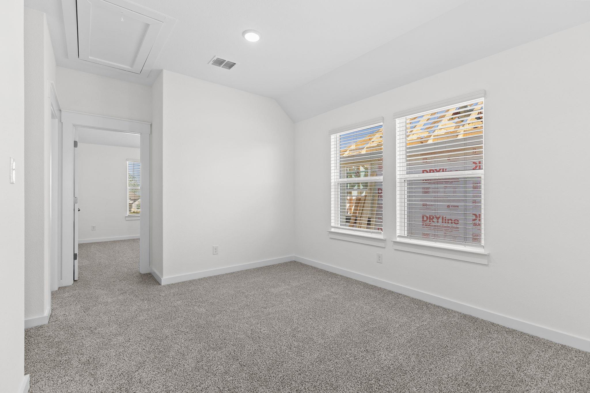 120 Hartson Dr, Taylor, TX 76574