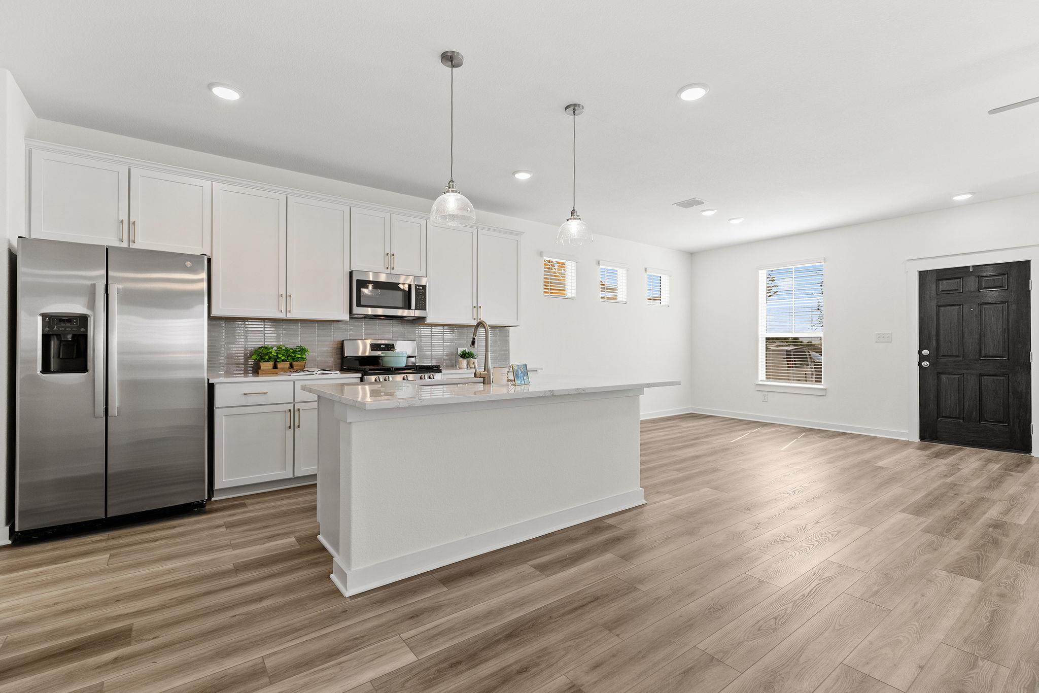 120 Hartson Dr, Taylor, TX 76574