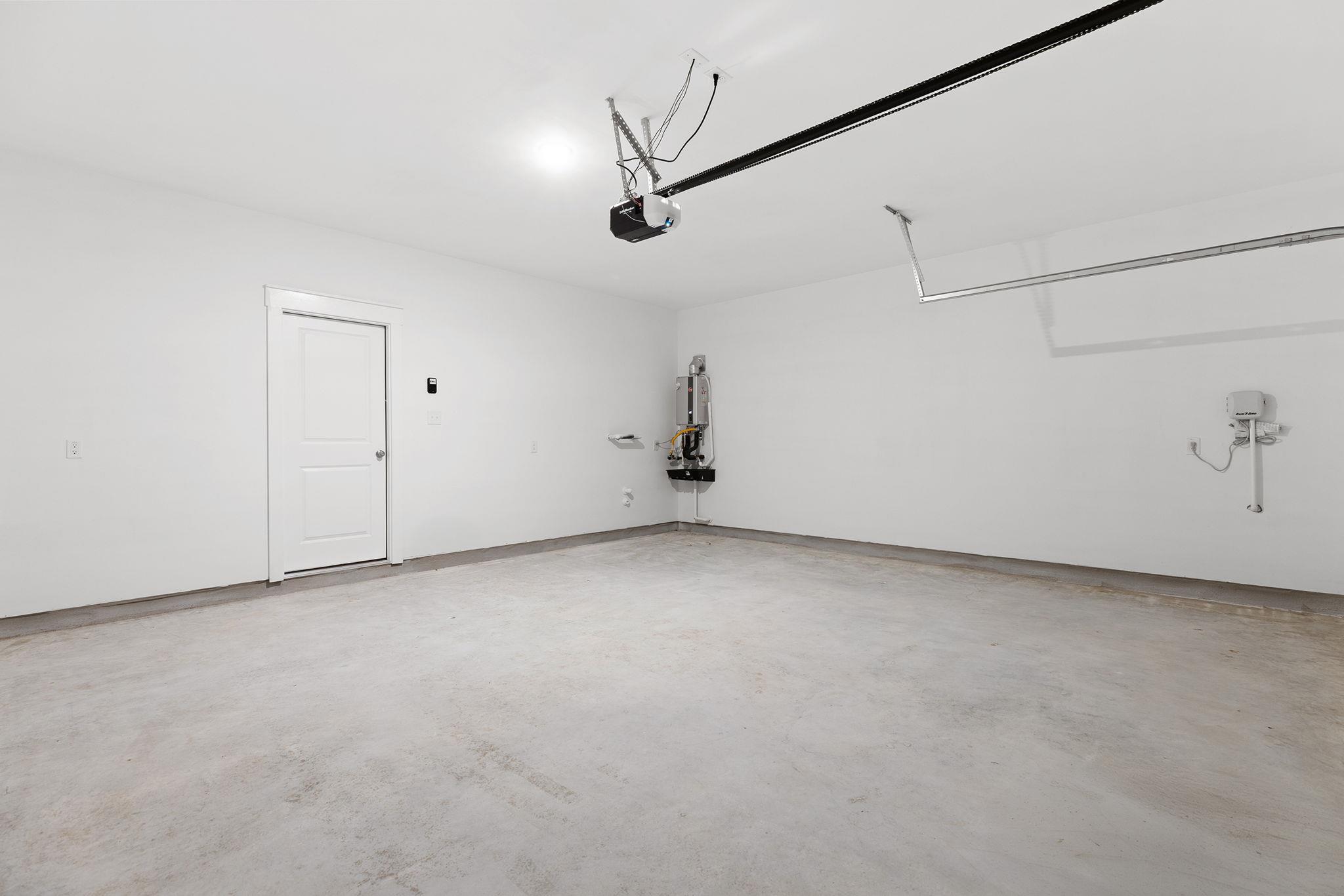 120 Hartson Dr, Taylor, TX 76574