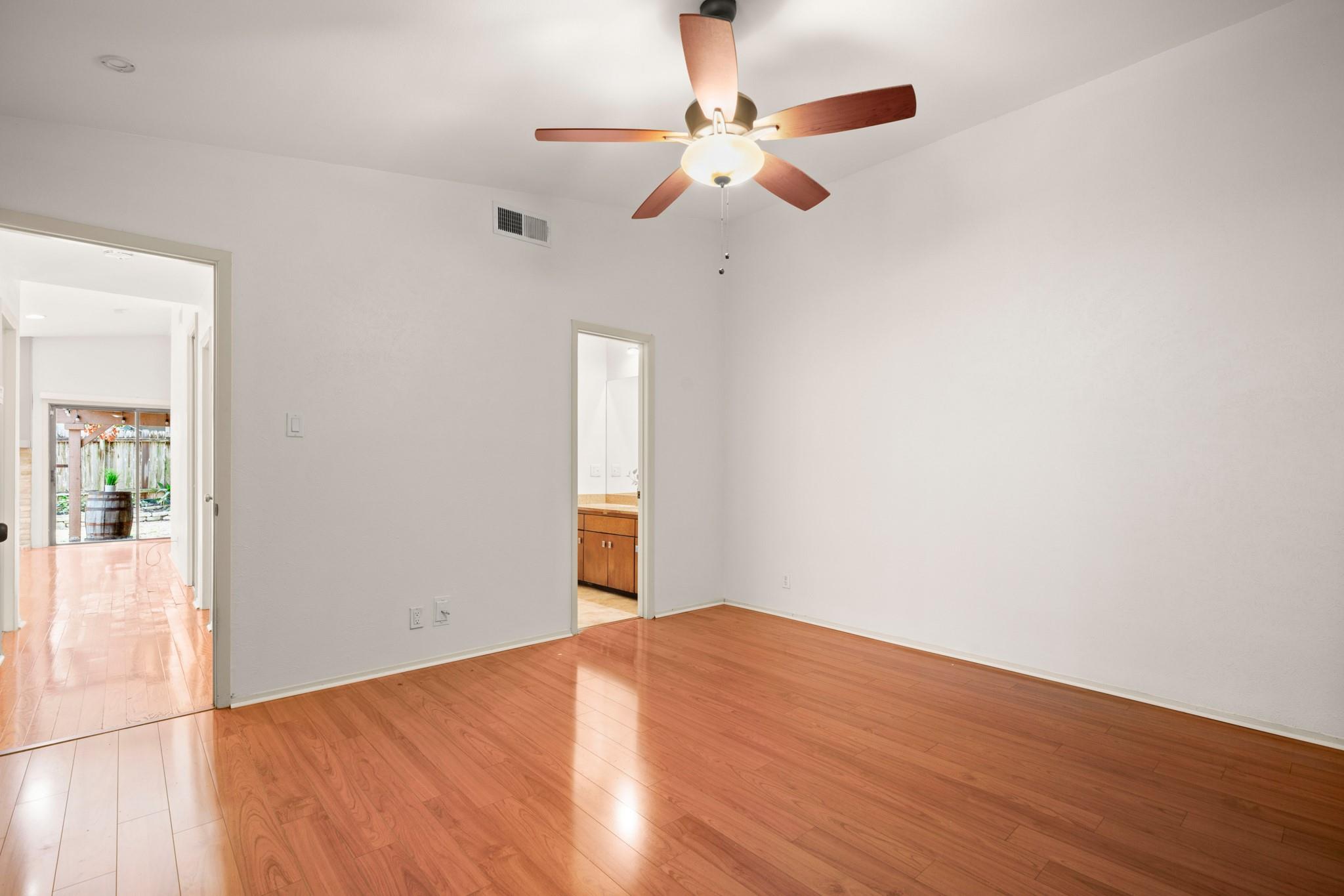 9001 Parkfield Dr # B, Austin, TX 78758