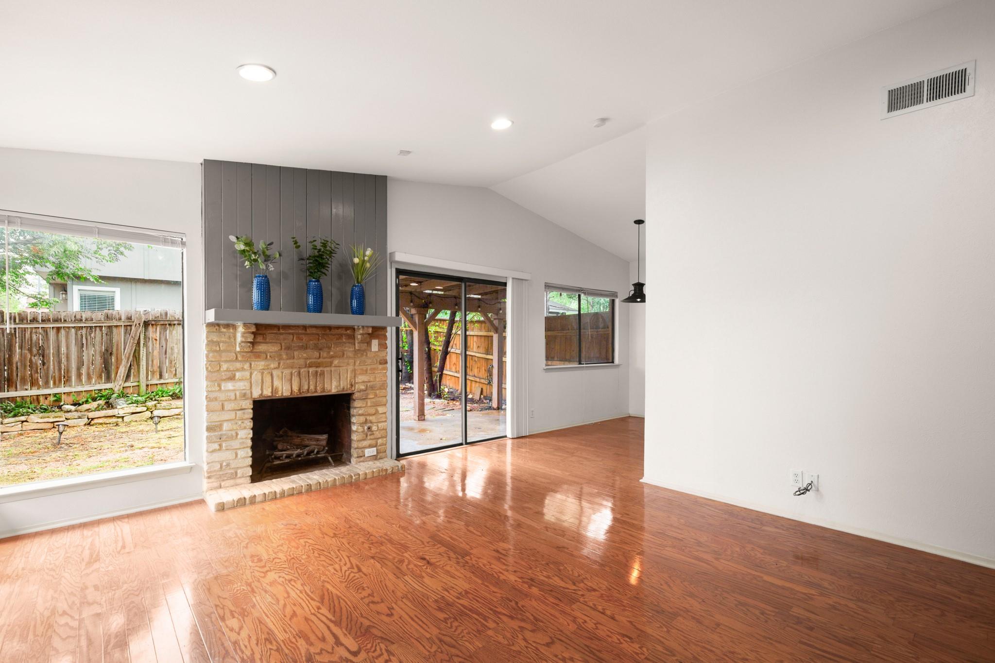 9001 Parkfield Dr # B, Austin, TX 78758