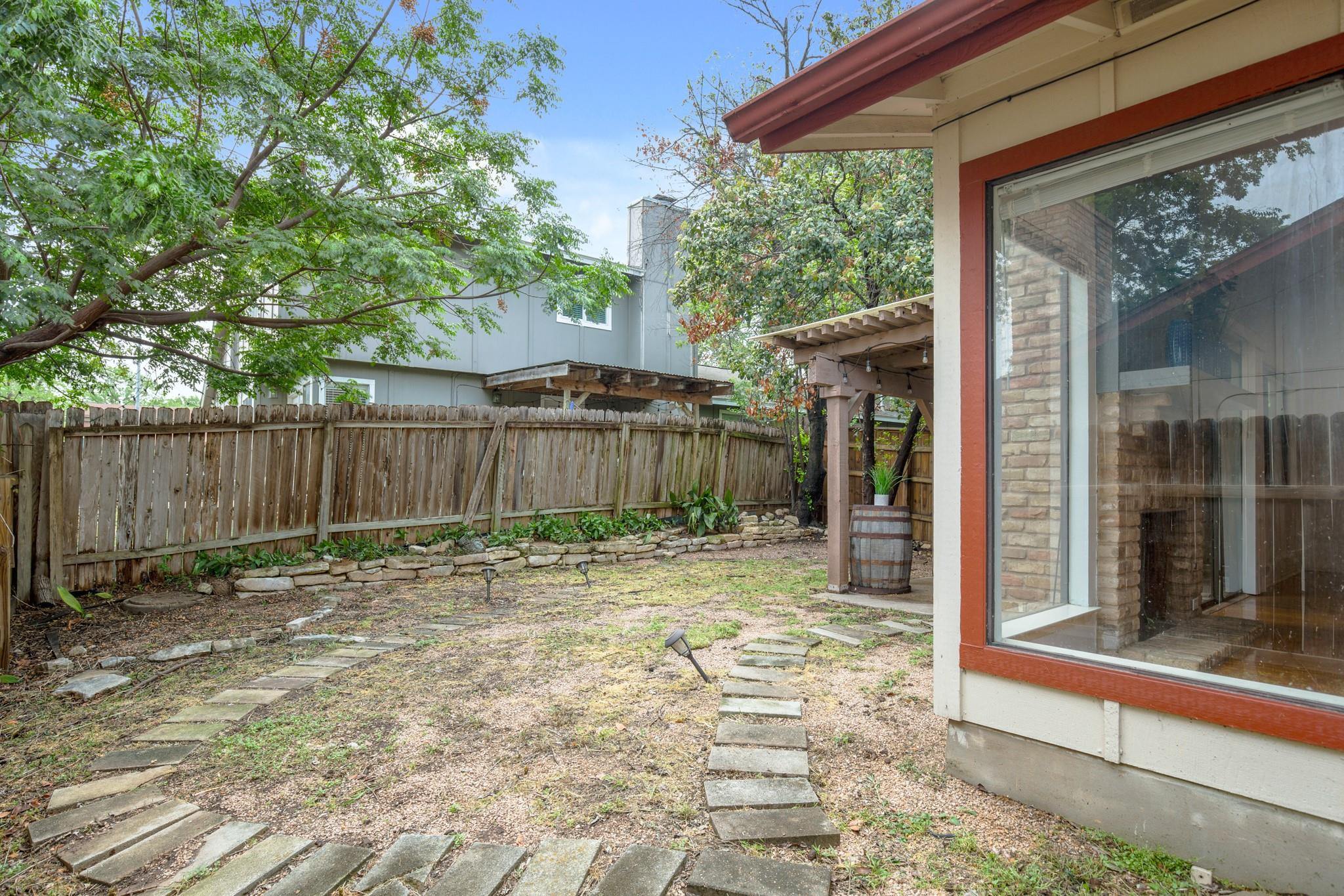 9001 Parkfield Dr # B, Austin, TX 78758